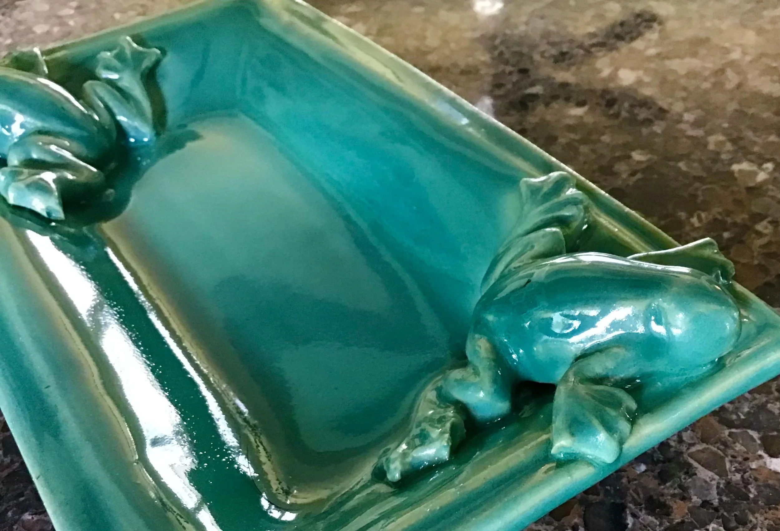 green frog tray 6.webp