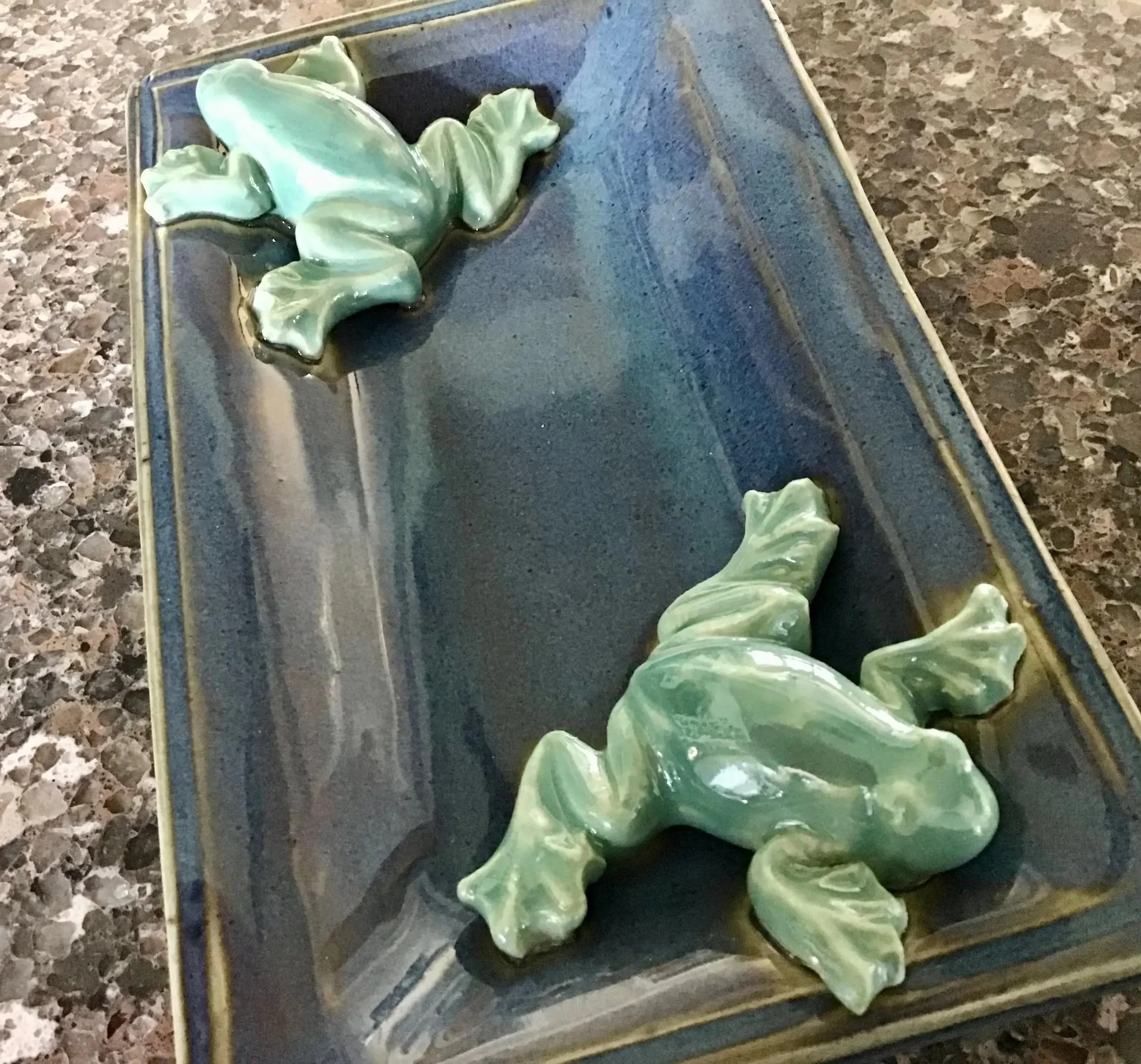 twilight frog tray 4.jpeg