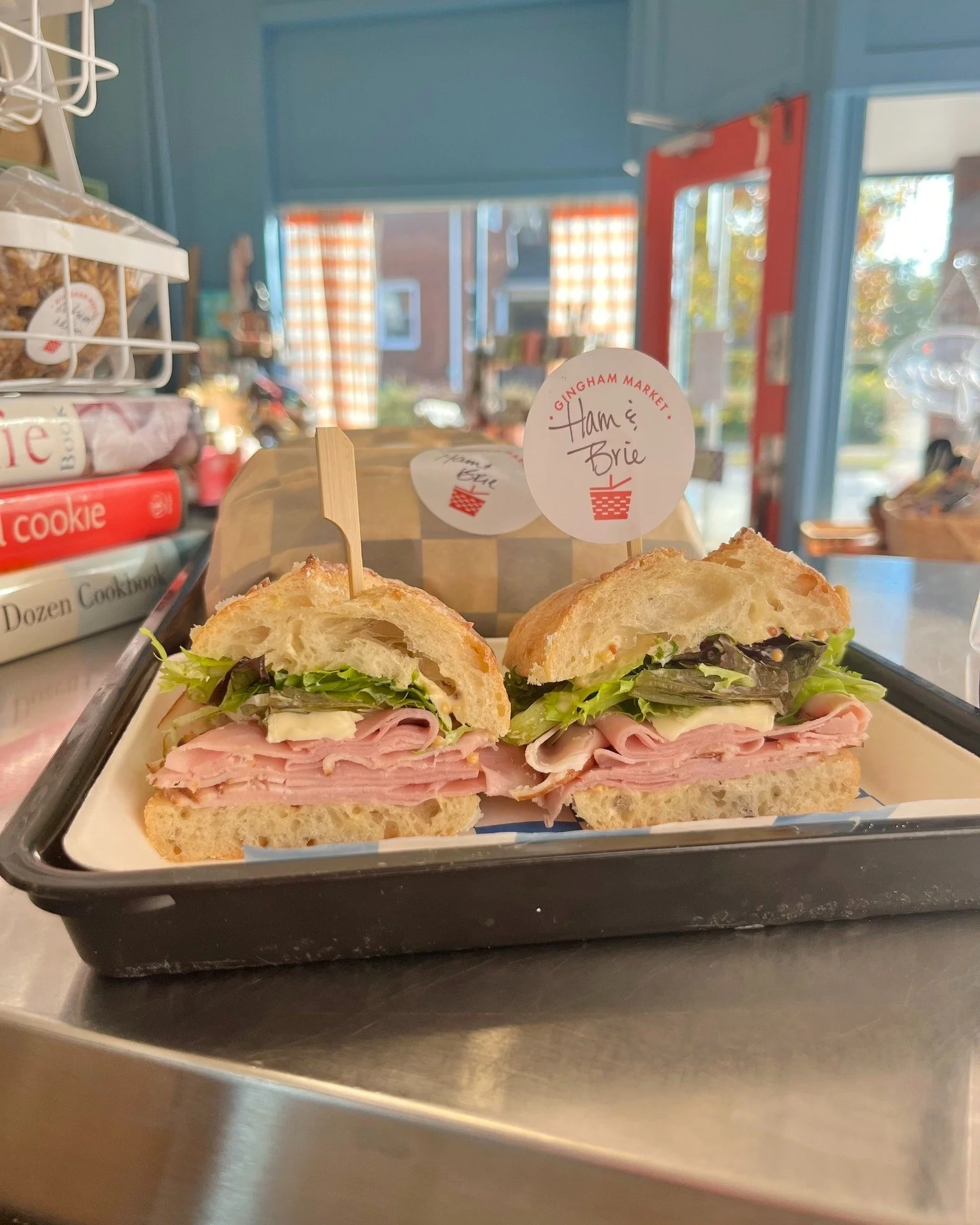 We have a feeling you're going to like today's sandwich line-up! 💙  Here is the 11/5 GRAB &amp; GO available 10am to 4pm. See you in the MARKET! #ginghammarket