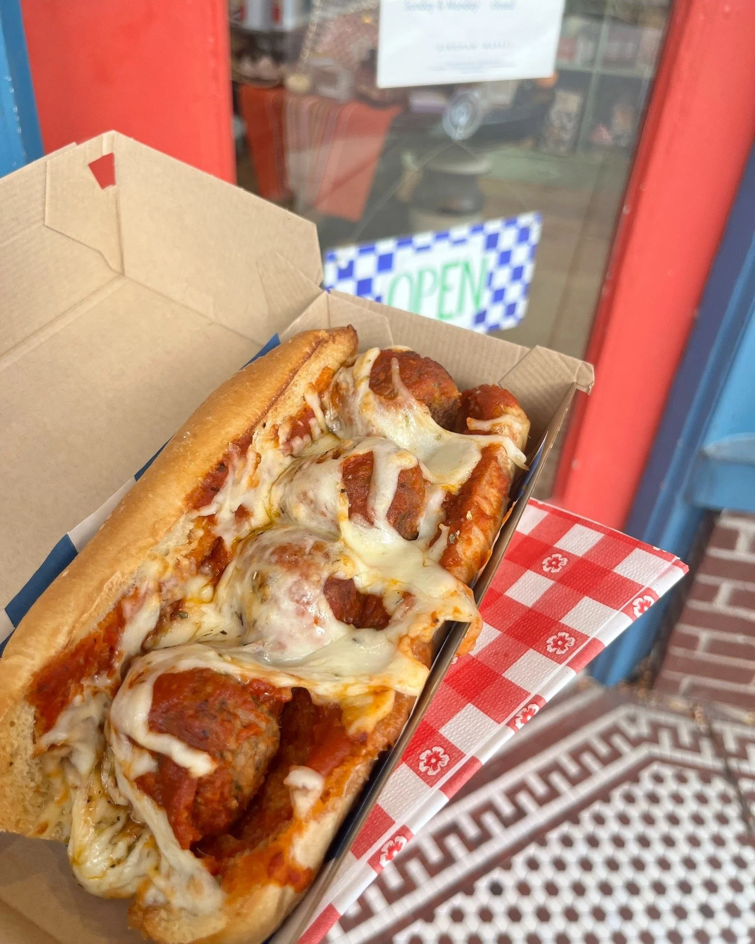 What do you say, Friday? Last chance to grab our Italian Meatball Sub and the rest of this mouthwatering line-up. Don&rsquo;t forget to snag some weekend essentials while you&rsquo;re here &mdash; the MARKET is open until 6pm! 💙🧺 #ginghammarket