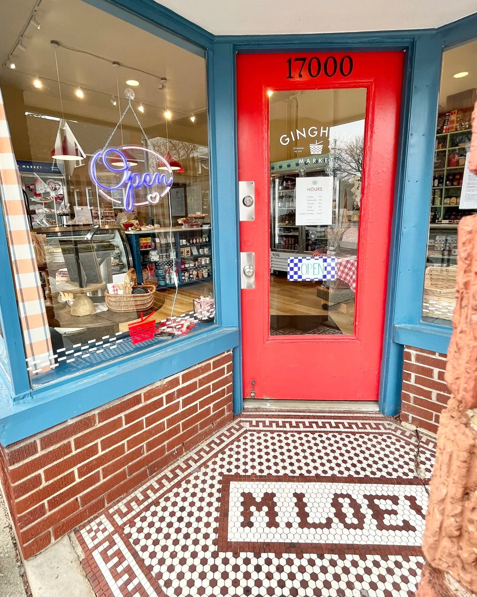 New here? Welcome to GINGHAM! 💙 You're new favorite neighborhood spot, serving fresh, house-made food that changes often &mdash; because good food should never feel boring. 

Here&rsquo;s how it works:
🍽️ We post our daily menus on Instagram &amp; 