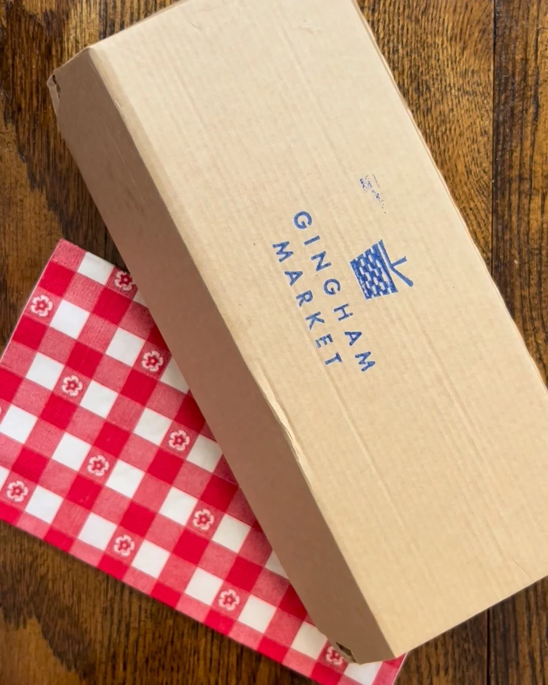Last call for Cubanos! 🔥 Friday&rsquo;s GRAB &amp; GO is ready &mdash; come grab a bite and head into the weekend. 💙🧺 #ginghammarket