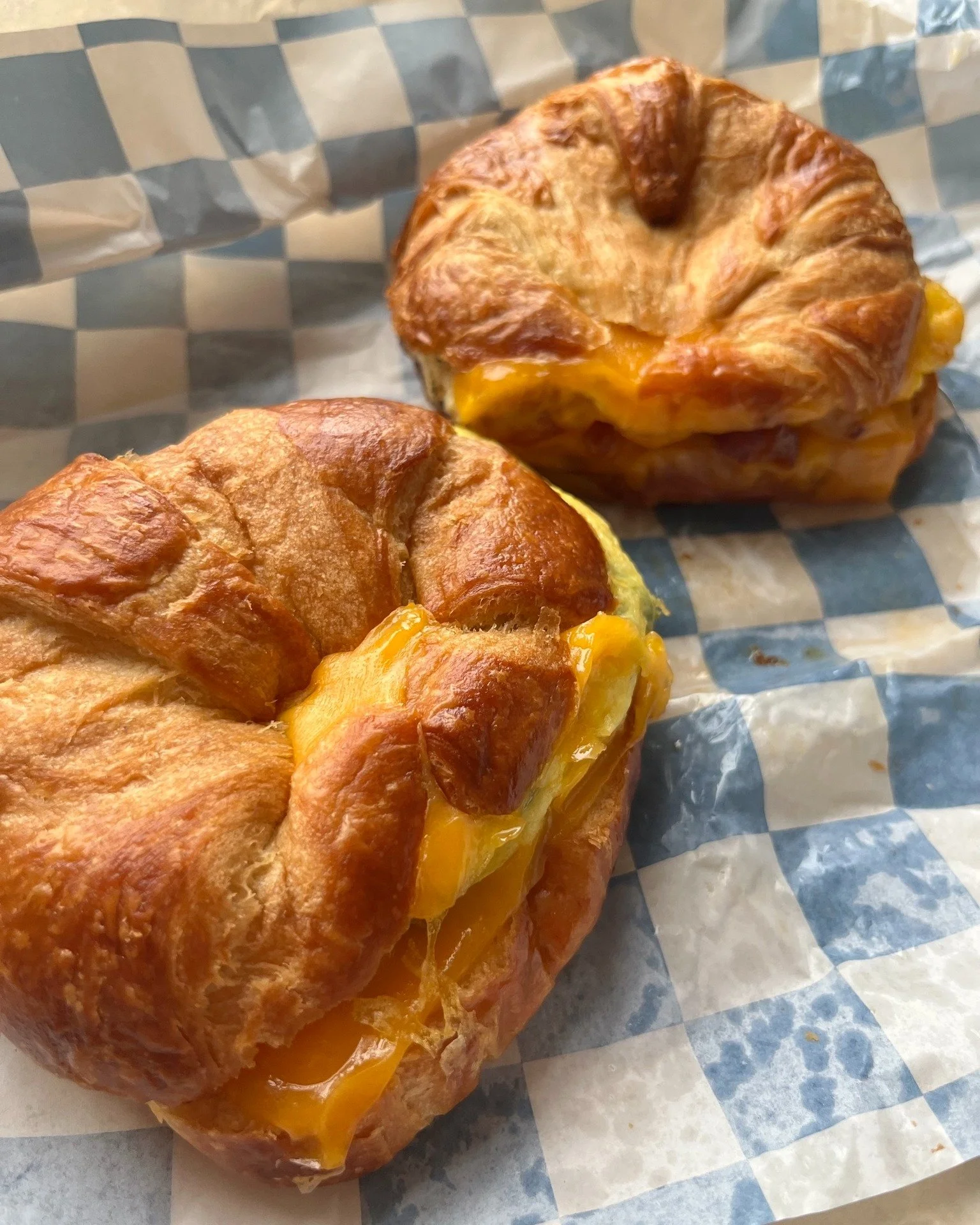 Sun&rsquo;s peeking through, and breakfast is calling. ☎️ 🧺 Croissant sandwiches are ready and waiting this morning, and lunch is looking pretty good too.💙 Come spend part of your Saturday with us, the MARKET is open 9am to 4pm. #ginghammarket