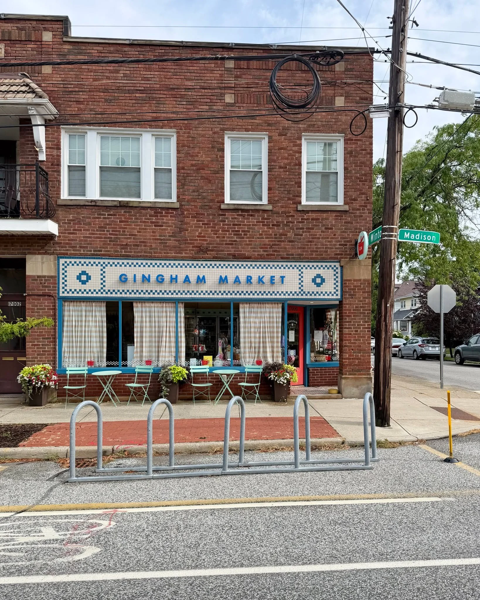 Good morning, Lakewood. 💙

Breakfast Croissants are hot and made to order this morning, and today's lunch lineup is ready whenever you are. Come say hello and enjoy a little MARKET moment with us; we've got your Saturday covered. 🧺☀️🥐 Swipe for th