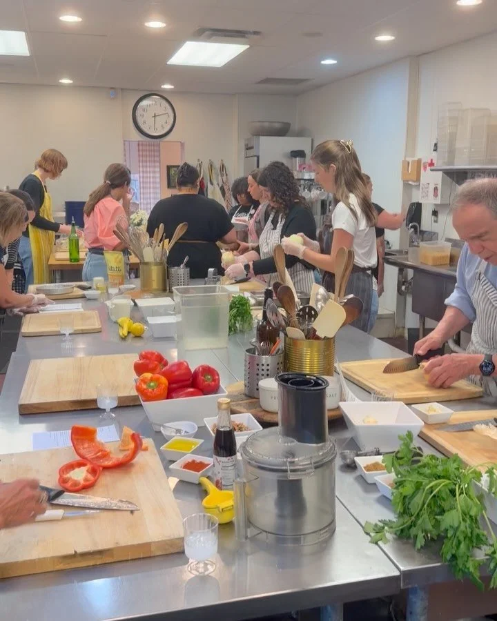 A little look back at our Local Maker Series. 💙🍴

Four classes, two incredible local makers, and so many good moments gathered around the GINGHAM kitchen table. From folding pierogi alongside Sunflower Gourmet to building beautiful Lebanese mezze b