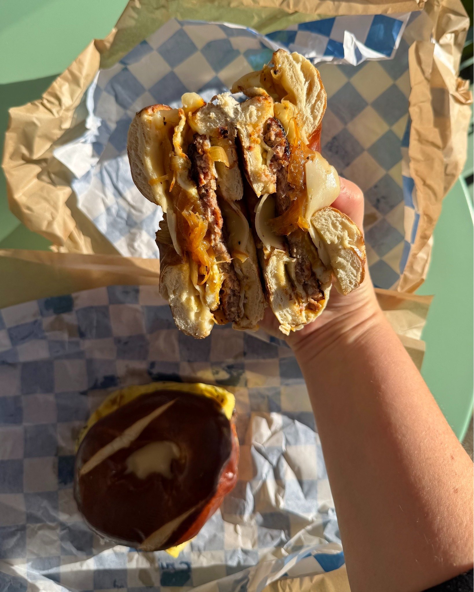 Please excuse our tarty post this morning... but we had to snap some photos of our *newest* PRETZEL BAGEL SANDWICH. Three Ways, swipe for our complete menu + Chili Pork Verde in the crock. ➡ Come see us, we are open 9am to 4pm! 💙🧺