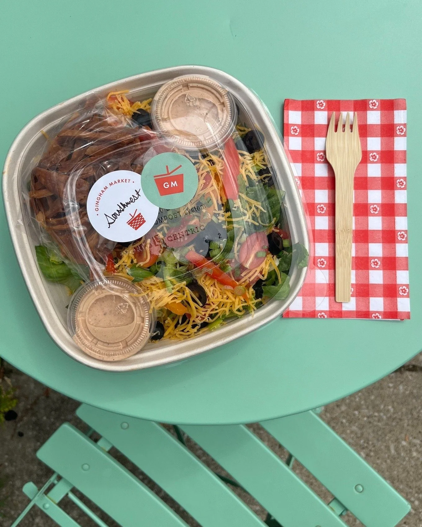 Thursday calls for something fresh. 🥗💙

Our Southwest Salad is taking center stage today, with a little something for everyone in the sandwich lineup, too! Choose from our Turkey &amp; Smoked Gouda or Roasted Root Wrap for a delicious midweek lunch
