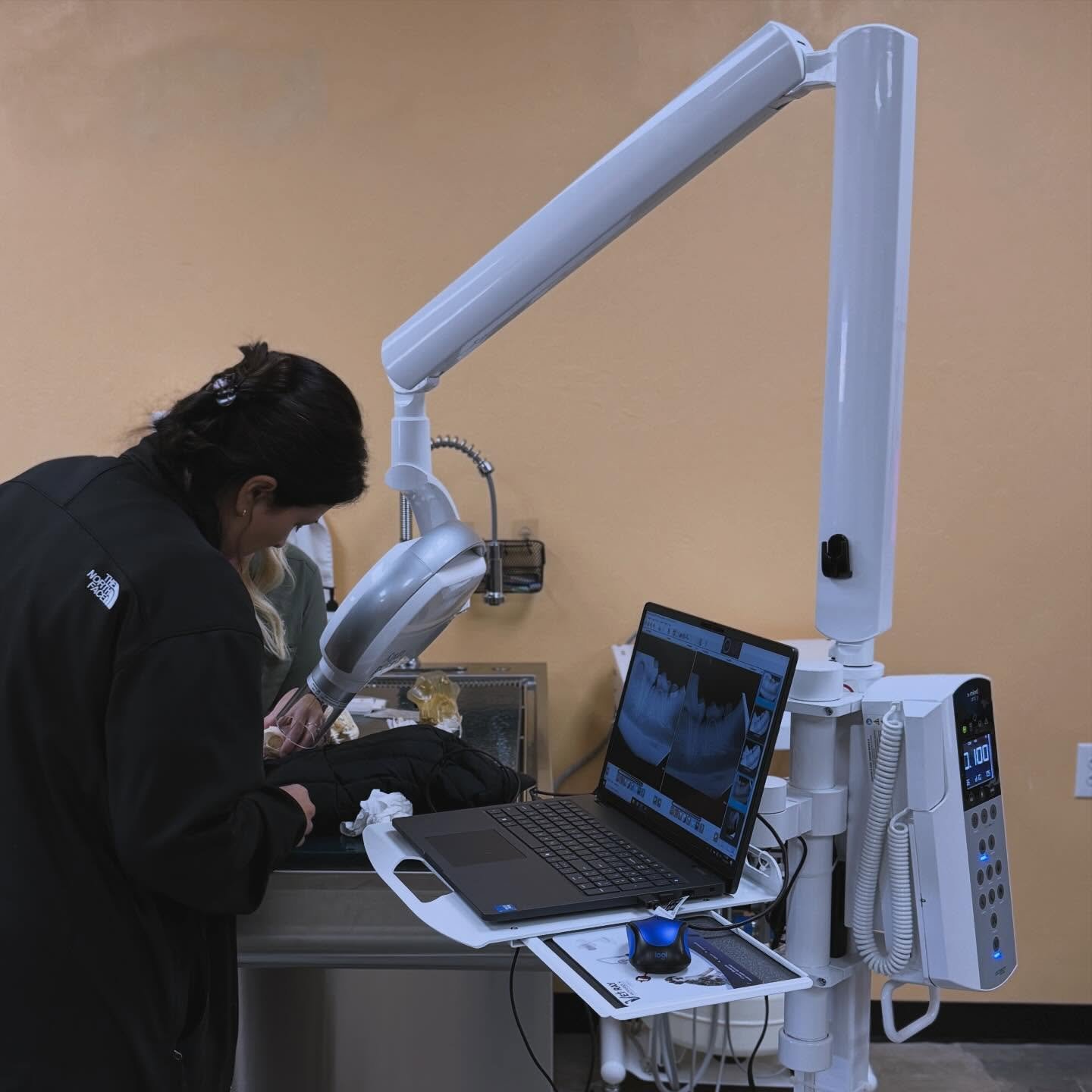 One of the many things I admire about Dr. Parra is her unwavering commitment to continuing education and staying current with best practices to provide the highest standard of veterinary care. Last month, we completed a five-hour continuing education