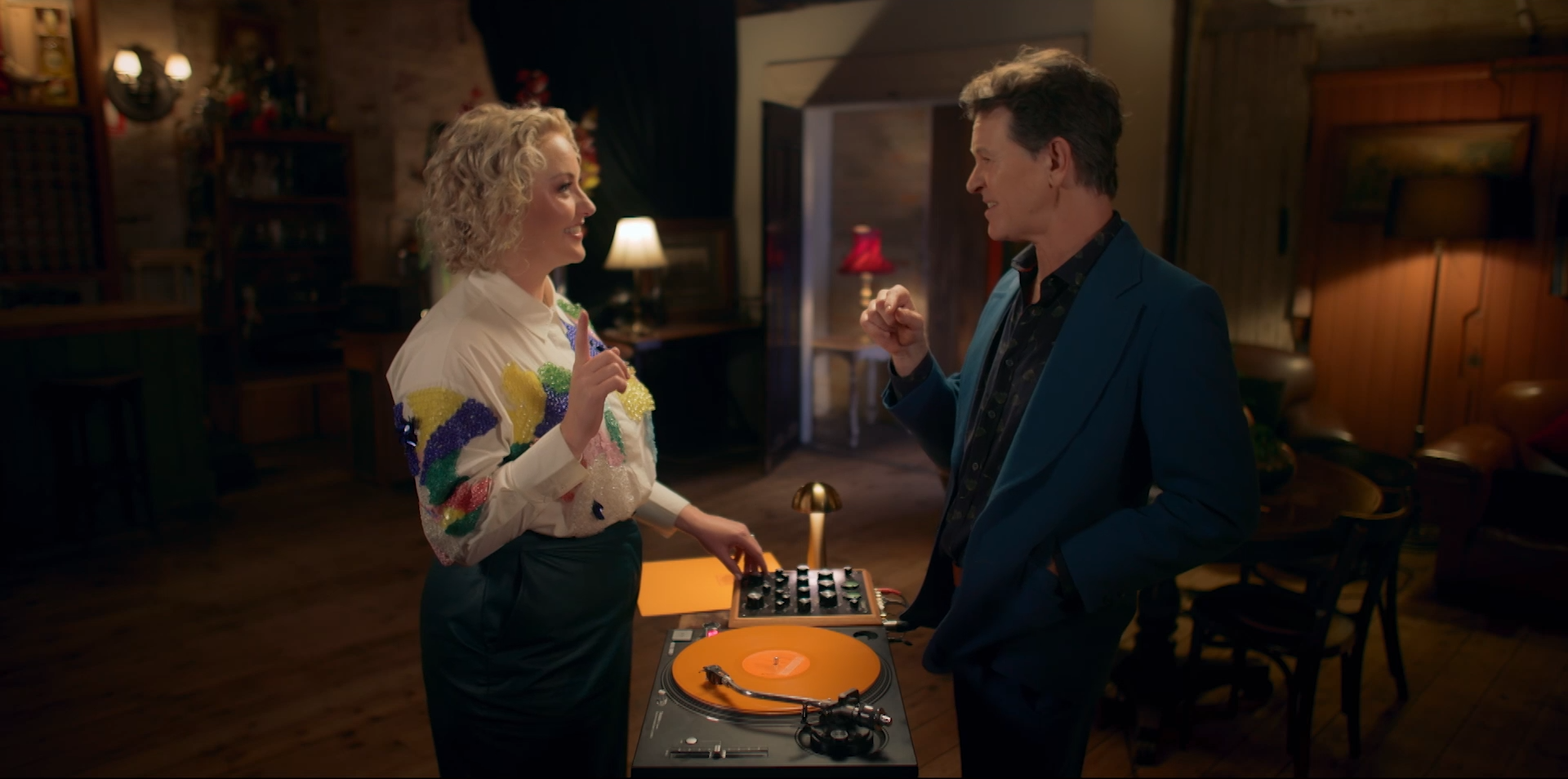 Take 5 With Zan Rowe S03 E005 - Bernard Fanning.mp4.00_11_39_19.Still008.png