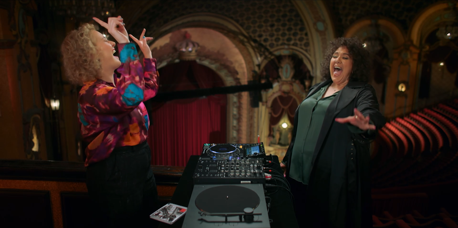 Take 5 With Zan Rowe S03 E006 - Casey Donovan.mp4.00_03_50_02.Still024.png