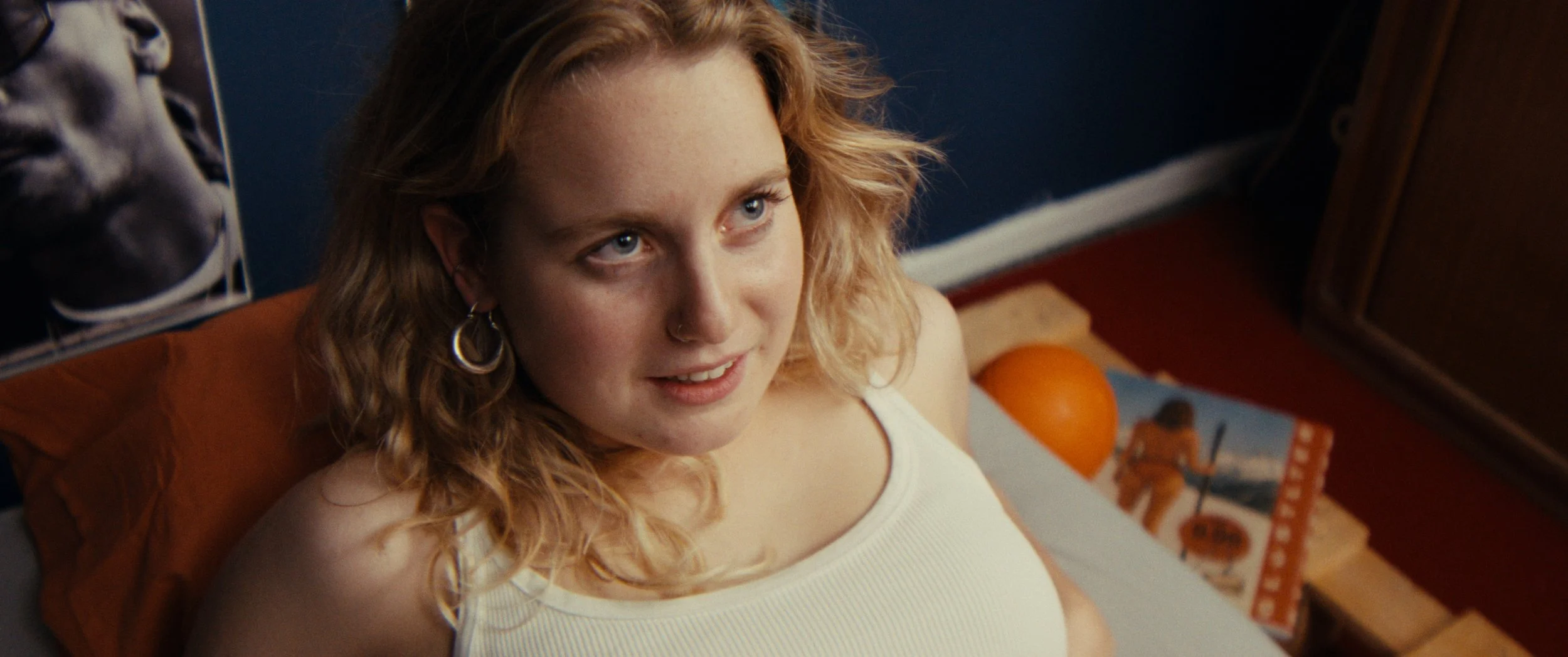 gesundheit_stills_1.26.1.jpg