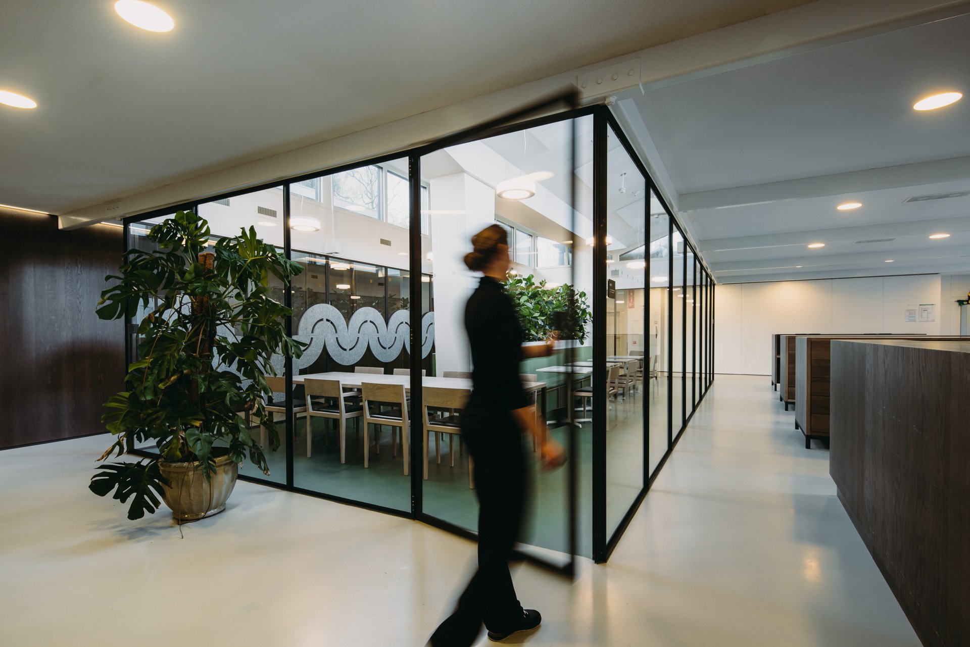 Kantoorinterieur van het Noord-Hollands Archief na renovatie