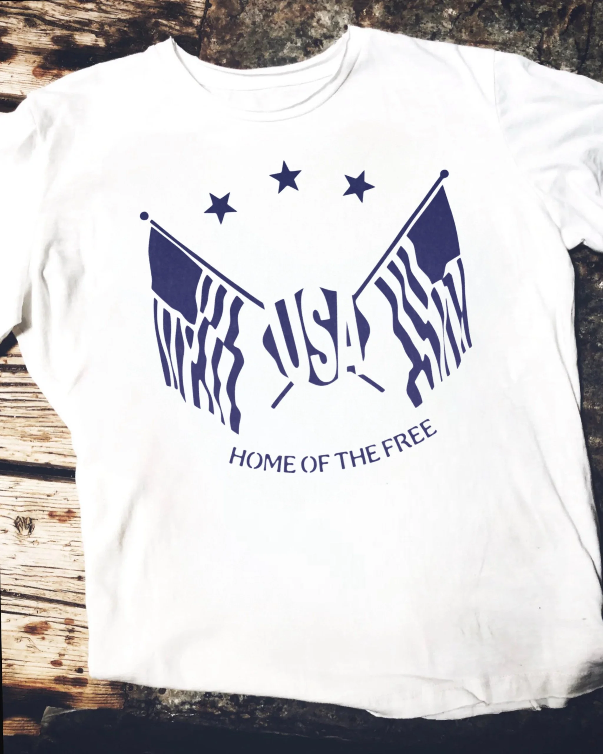 USA FLAGS TEE