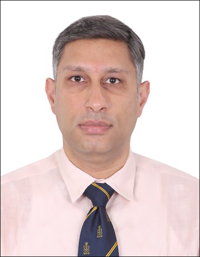 Captain Ritesh Suri_passport Picture - ritesh suri.JPG