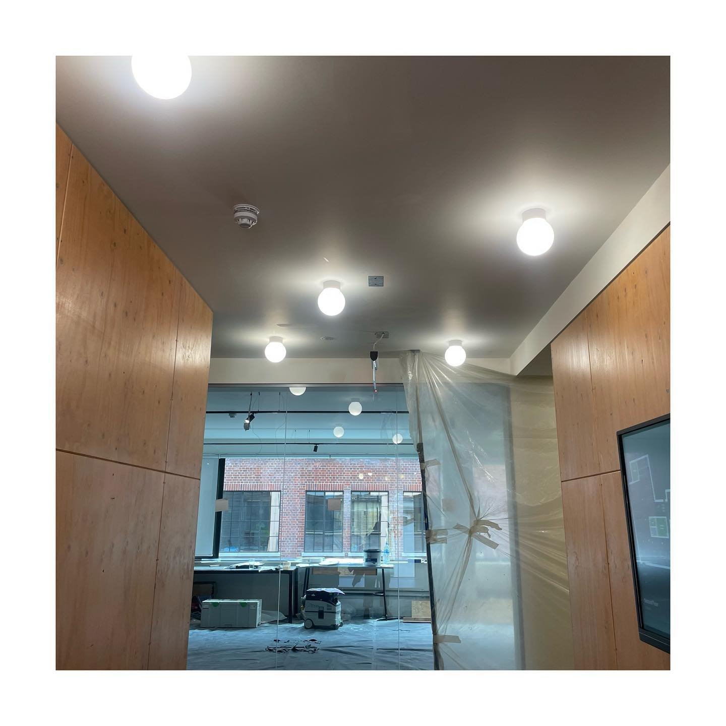 On site, visiting to see a few tweaks and interventions that will improve this office. I&rsquo;m pleased to see this, deceptively simple, new lighting install is on fleek 👌😅 Glad to see this lighting is enlivened and uplifting, as it should be. The