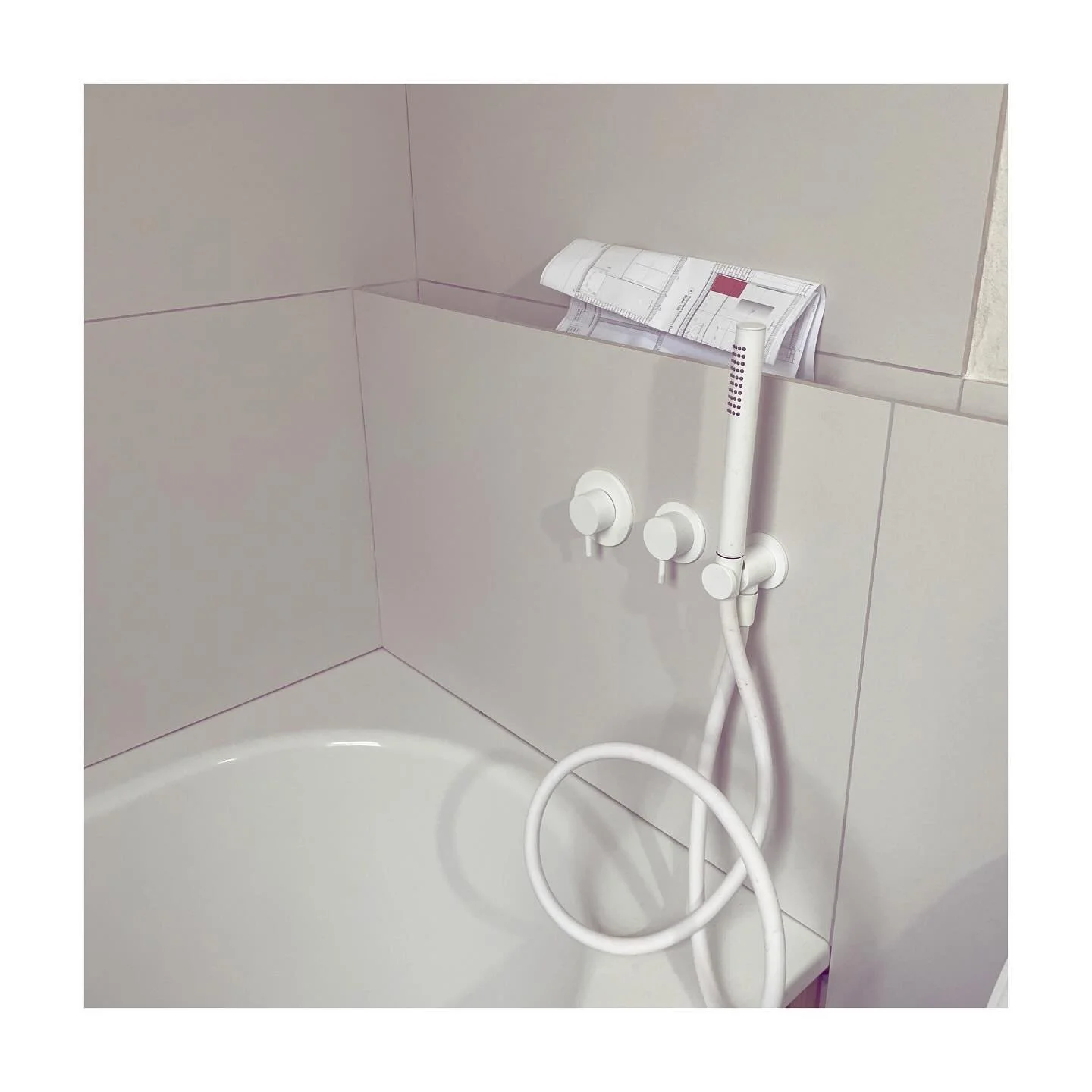 Continued commitment to white tapware here, and exited about this helpful shelf&hellip; #whitesanitaryware #dontmoveimprove