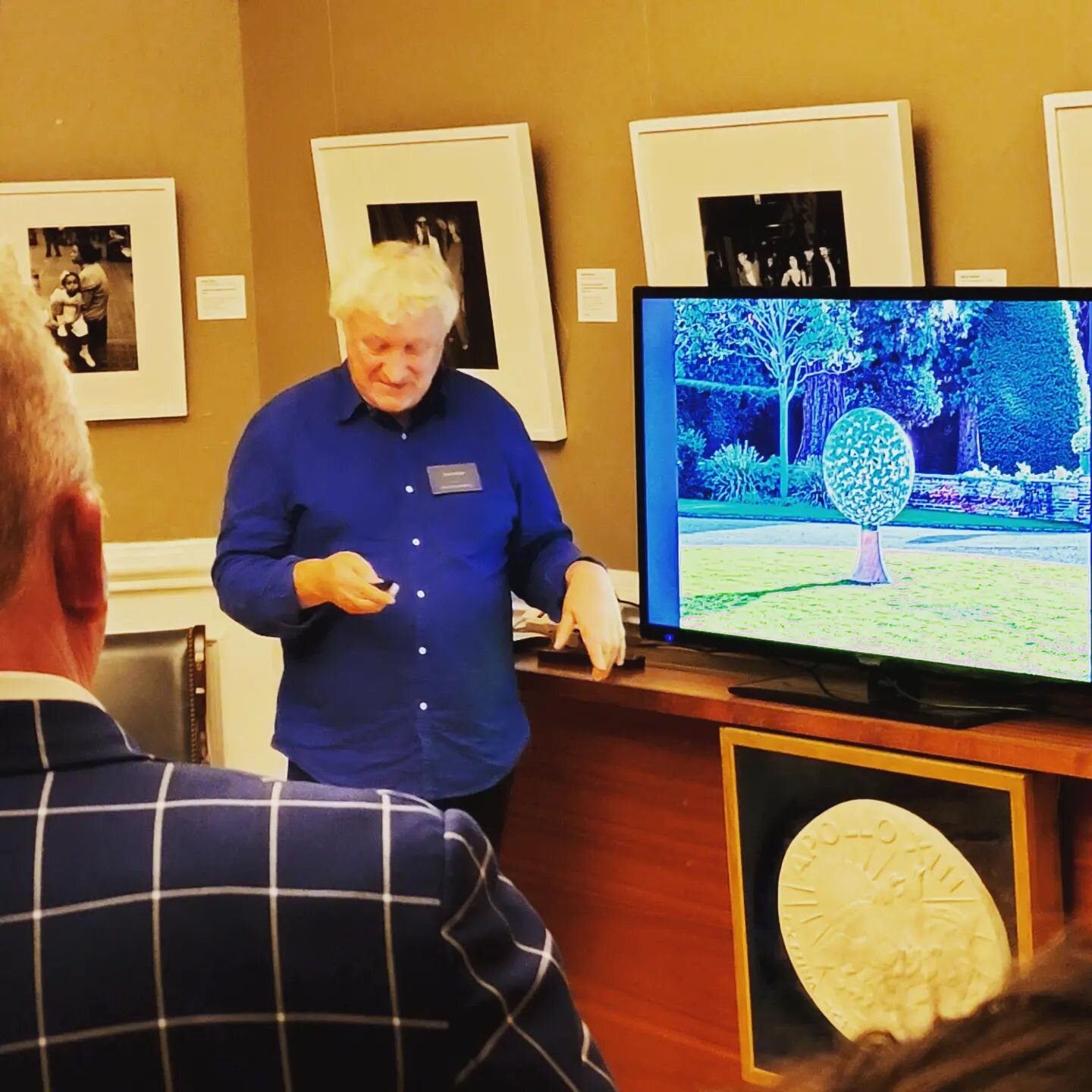 Thank you @davidharbersculptures for an amazing presentation and dinner and an introduction into your magnificent sculptures. #sculpture #sundials #artist #sculptor #chelseagardenshow #landscapedesign #ownersrepresentative #meetingnewpeople