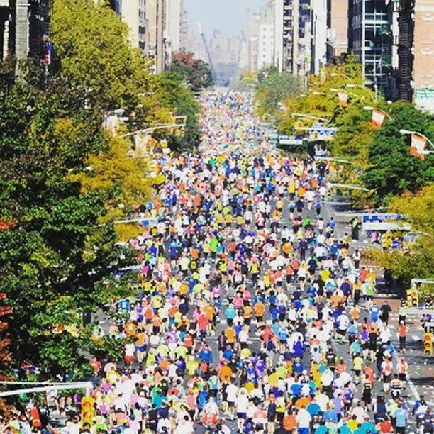i watch every year. i cry every year. maybe this is me being the new yorker i am proud to be. For all of you- yes you did! you did! you did! and there is no greater feeling like it. #proudnyer #nycproud #marathon #lovemycity #runbecauseyoucan #runfor