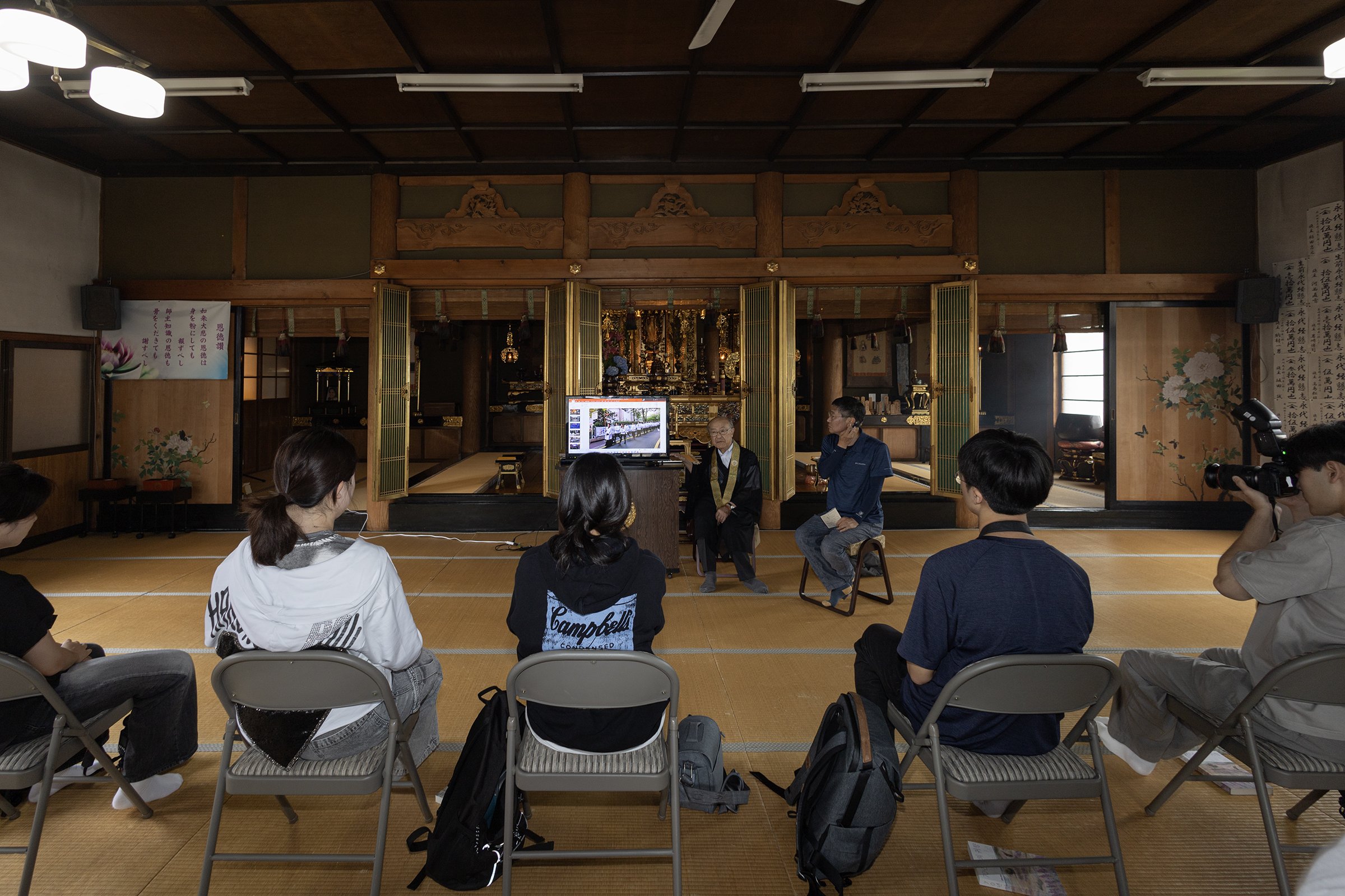 Voices of History Japan 04.jpg