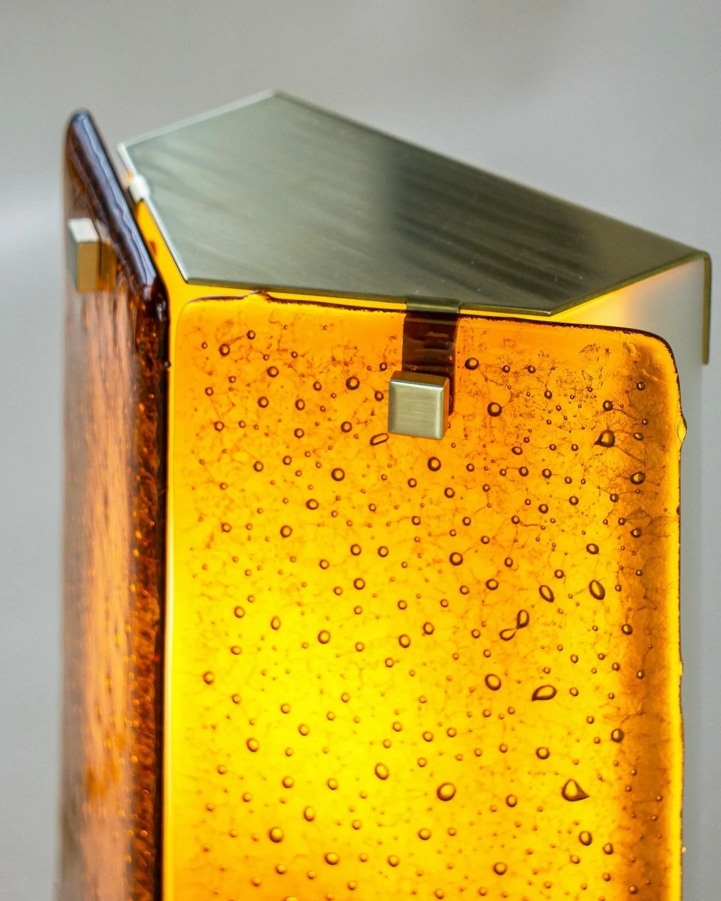 ✨MESMERIK Collection✨

@kpkinanglass (Kira) and myself are thrilled to unveil MESMERIK, our new lighting collection converging both our two practices into one vision, launched during this year&rsquo;s London Design Festival!

There is still time to s