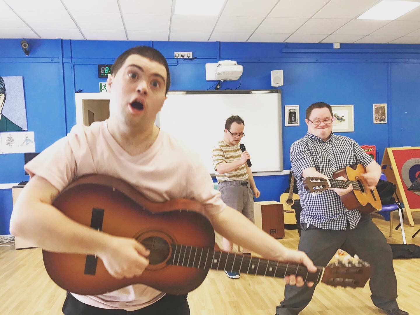 We&rsquo;ve missed the amazing energy that The Avelon Road attendees bring to our music sessions 😊 It feels good to be back! 🎶💯
.
.
#musicsessions #musictherapy #musicperformance #disability #care #inclusion #havering #avelonroadcentre