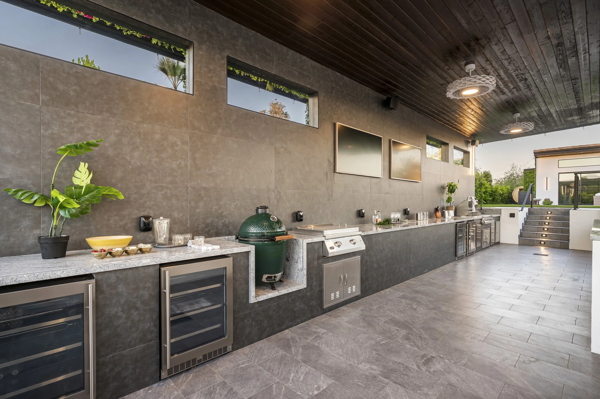 8402 E Cactus Wren BBQ.jpg
