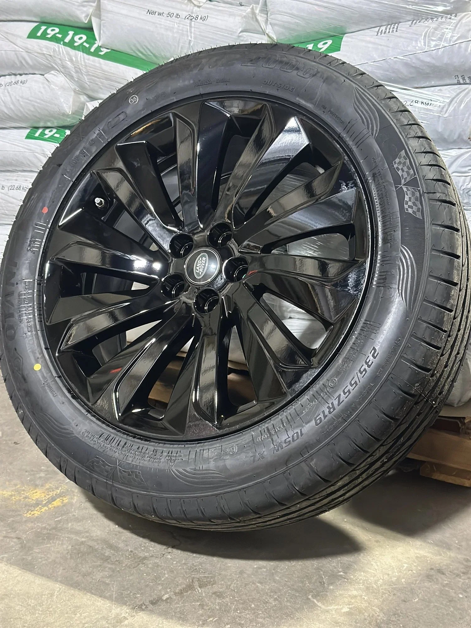 Gloss black wheel blackout powder coating