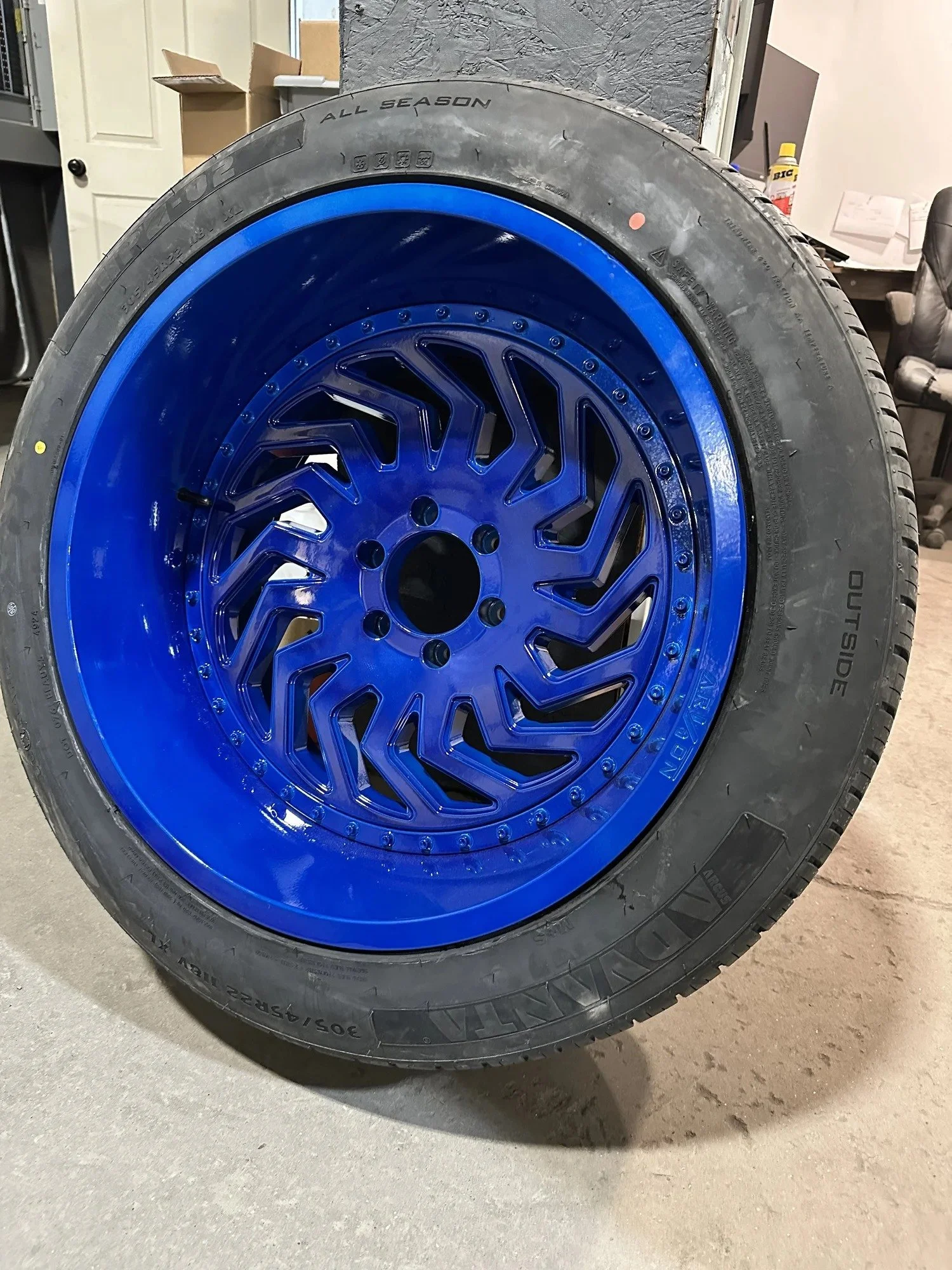 Custom blue powder coated wheel