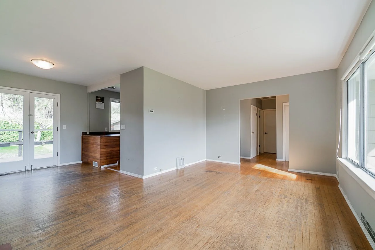 15404 Semiahmoo Avenue White Rock-19.jpg