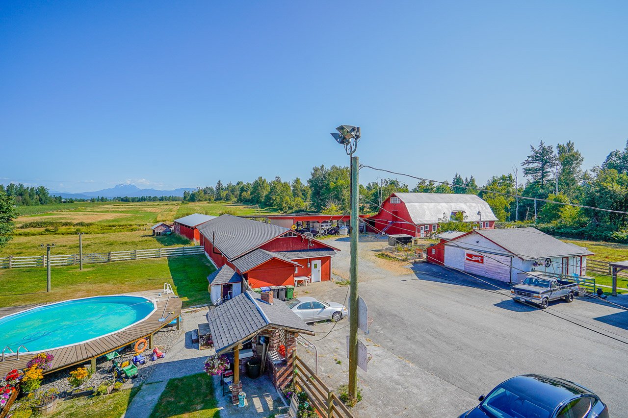 27739 Downes Road Abbotsford-33.jpg