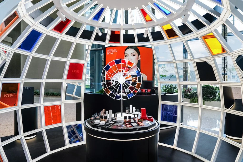 NARS GLOBE TR 2.jpg