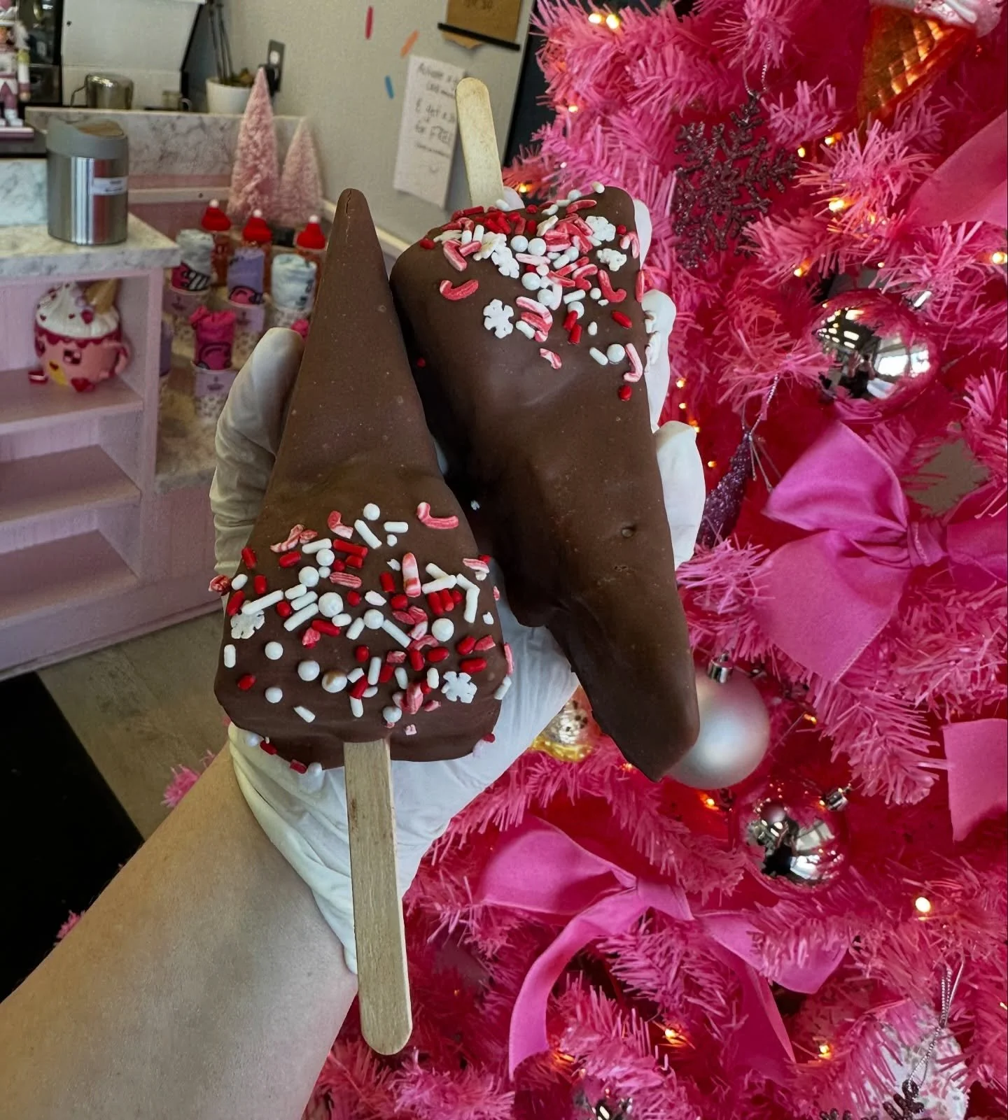 Dipped chocolate peppermint cheesecakes here in our grab n go freezer! $10 
📍@moderncone