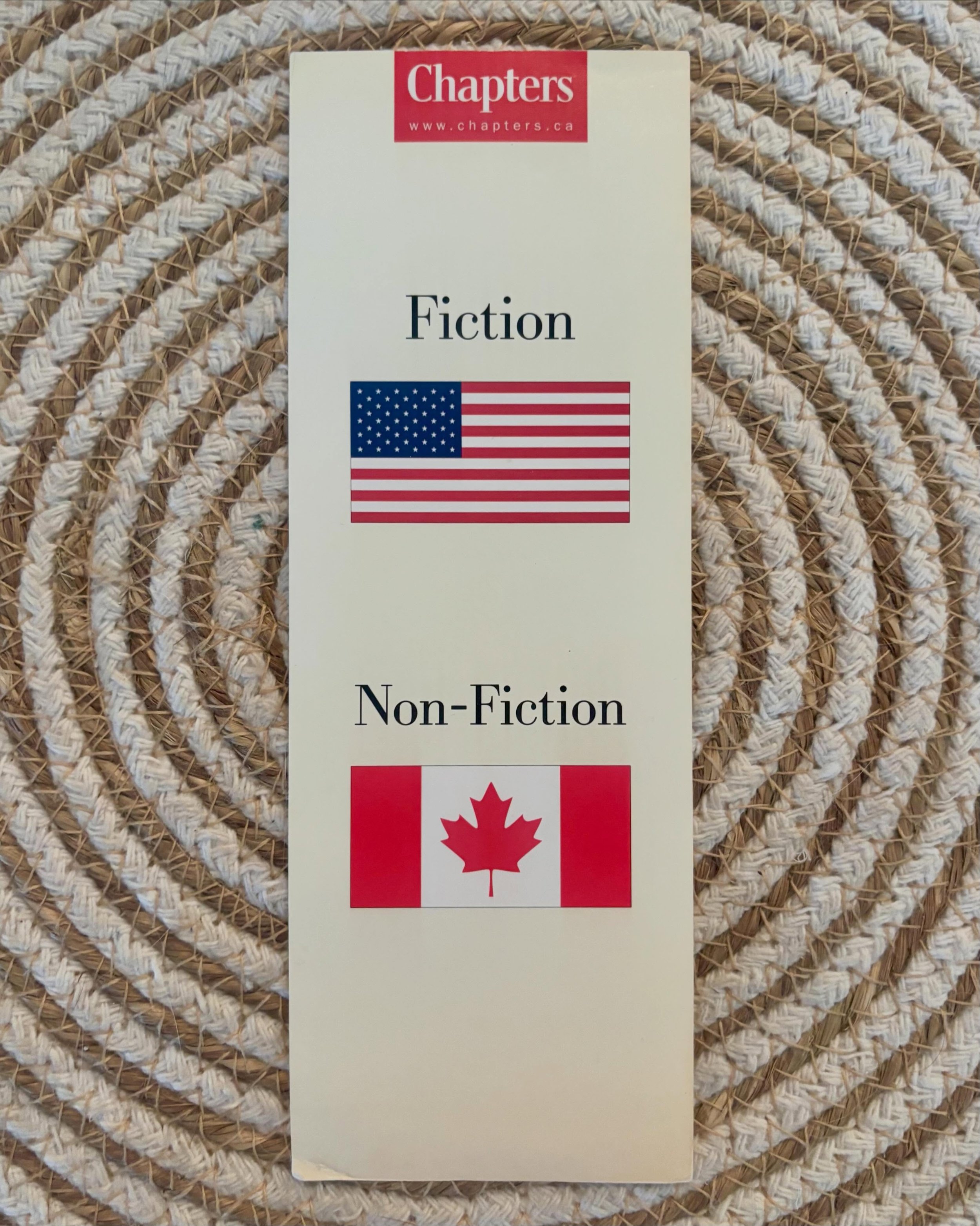 New series - Patriotic Ephemera 🍁 Fun historical "lol" from Chapters circa 1999. The second side explains that "Many people think we're American" but no, Canadians have the right to monopolies as well 🏙️ This is a time capsule f