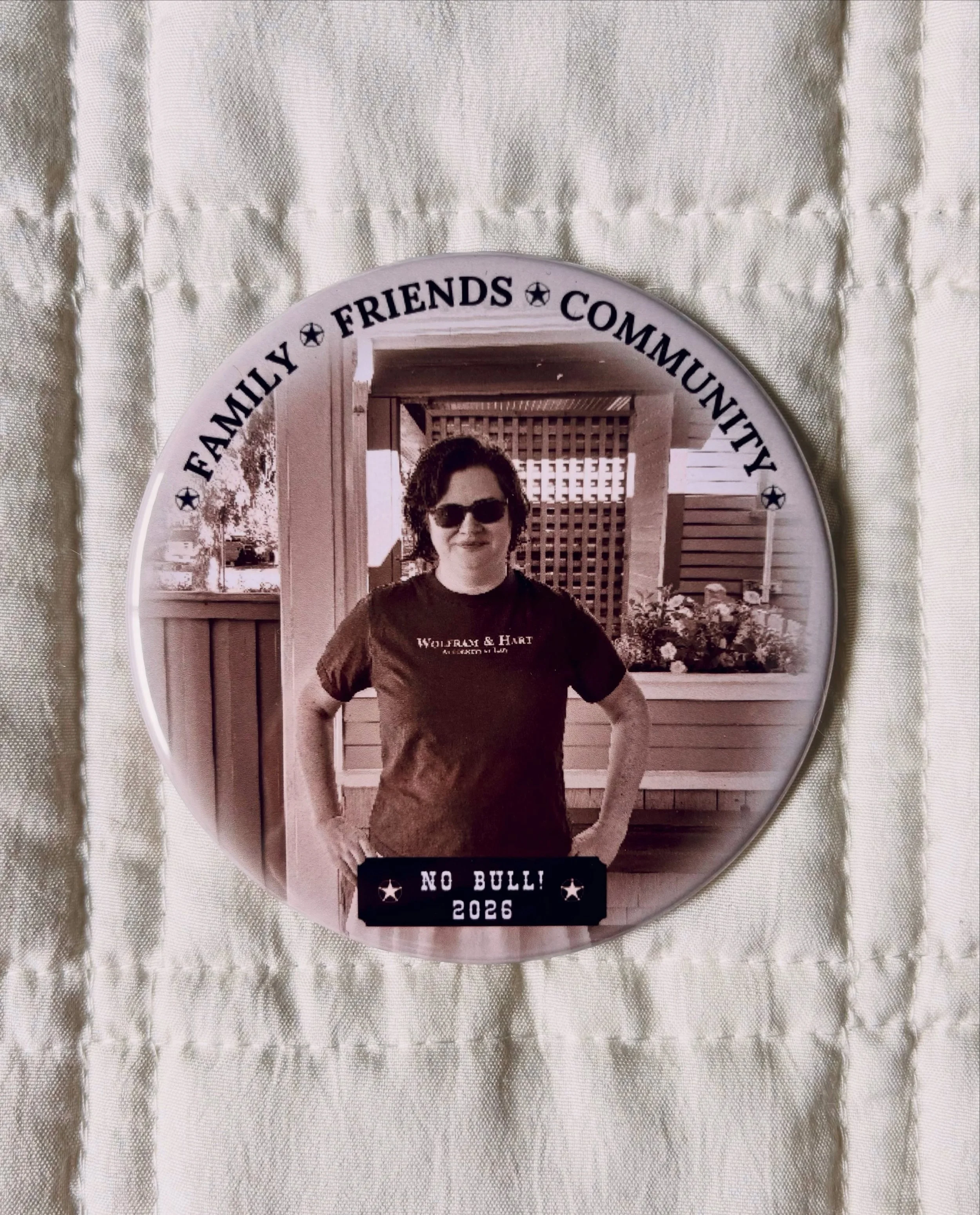 JULY :: Custom button #sunnysideyyc ⏺️ The parade goes by @calgarystampede 🌾 ...and the band plays on 🪕 Neighbourhood breakfast @sunnycider_ca @odd_sausage 🌯 Bowness Park rentable rides 🛶 Decorations for the deck 🌼