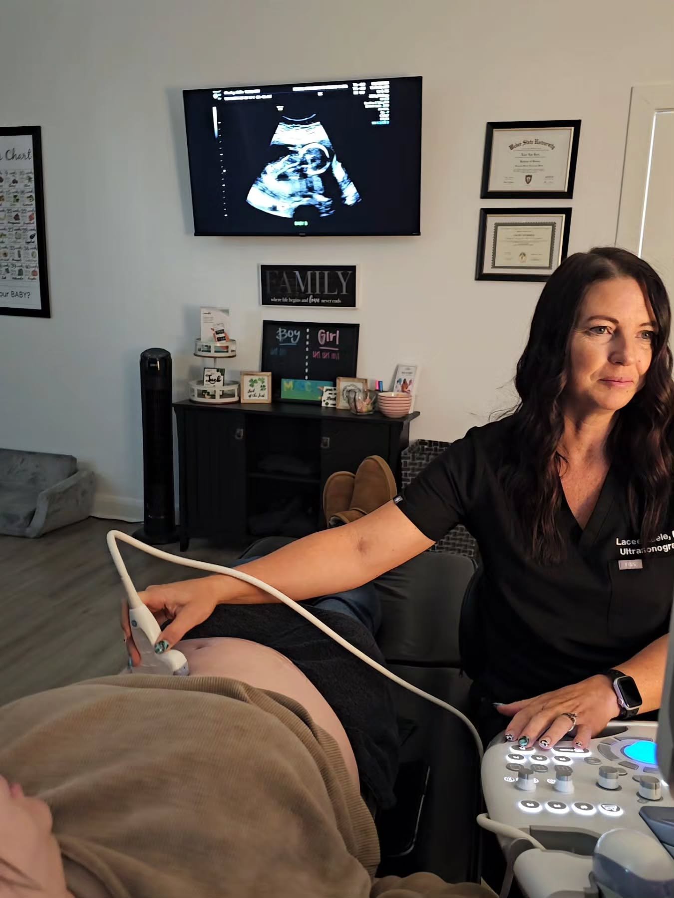 We&rsquo;re grateful for your feedback and strive to provide the best studio experience. 🌟 We recently received comments about 4D ultrasound sessions not meeting expectations, and I&rsquo;d like to explain our process.

While we aim to capture beaut