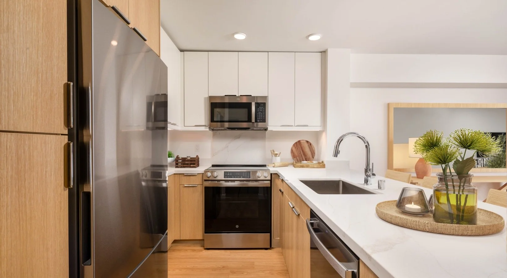 GS_Park_Newport_PH_II_314_Kitchen2-a8a99c09af49e359867dcb7f73358424.jpg