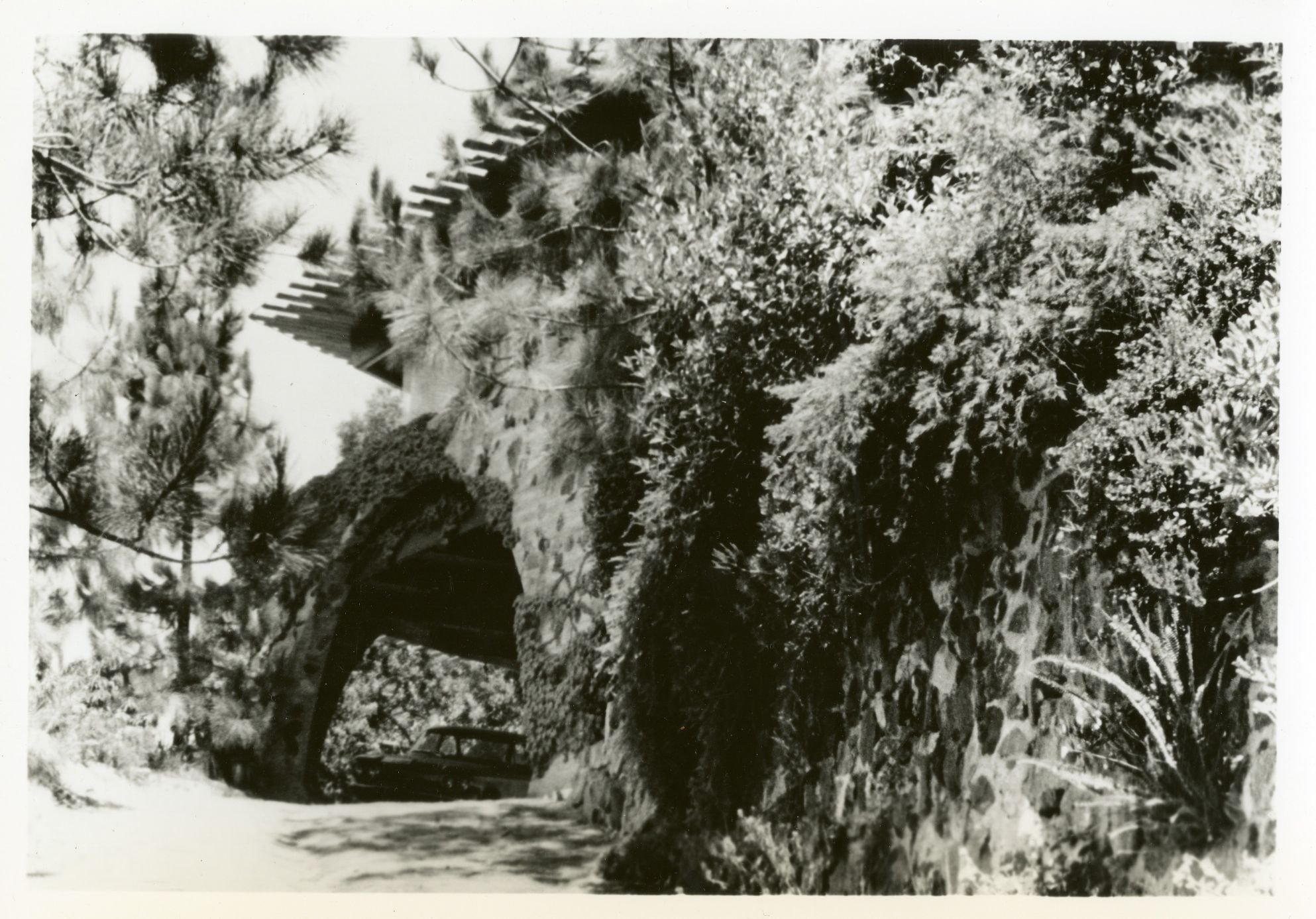 Image from the Library Special Collections at UCLA of the completed De Jonghe Residence entrance in Laurel Canyon, Los Angeles