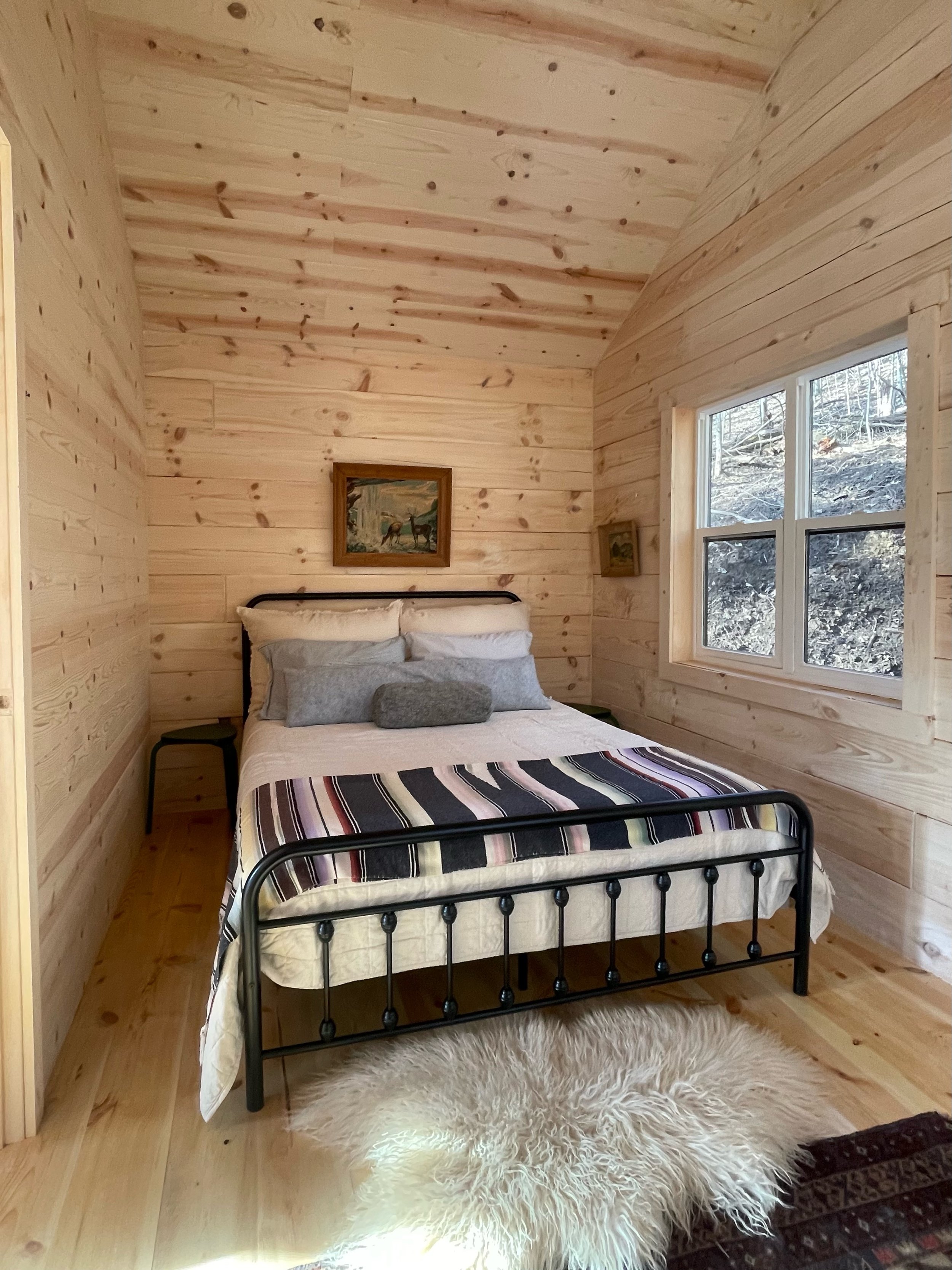 Single room in double cabin.jpeg