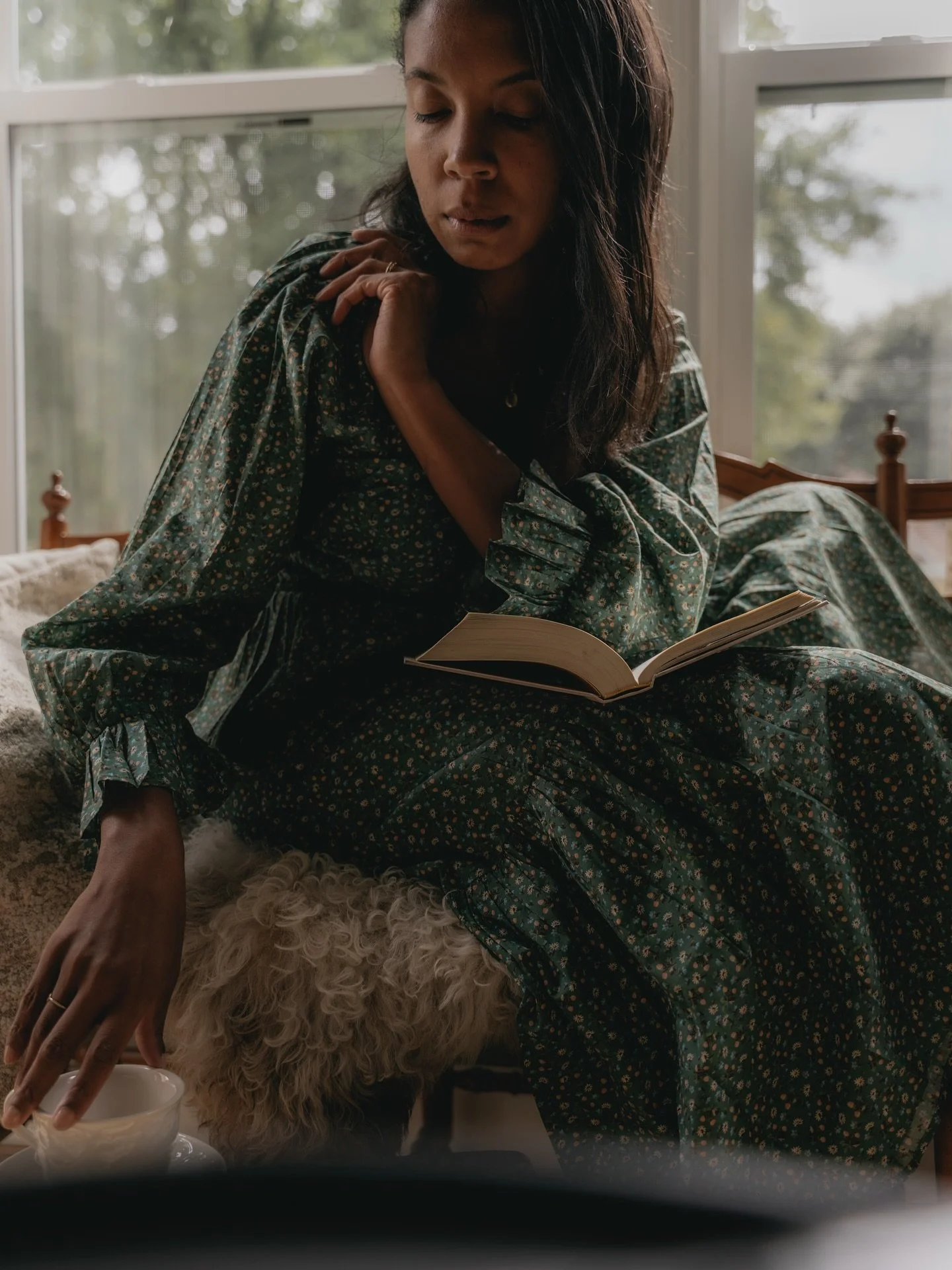 virgo new moon eclipse mantras | in stillness, i give myself permission to slip into new shapes, embracing the messy edges of life &amp; it&rsquo;s multitudes. i give myself the grace to speak truths straight from the heart as i release the weight of