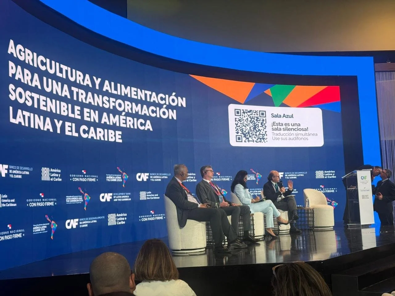 AB Chile participó en Foro Económico de América Latina