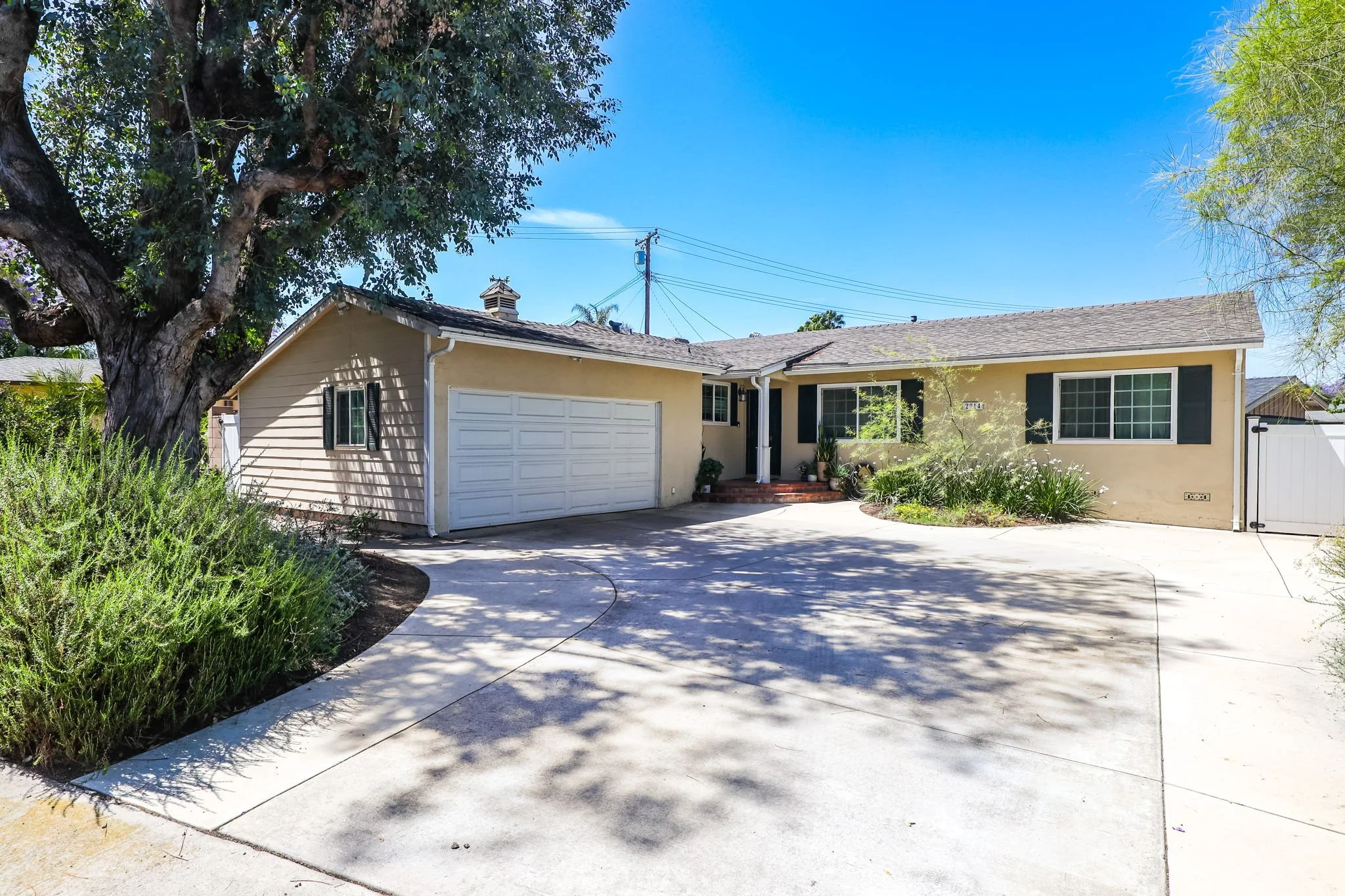 2914 FALLBROOK DRIVE SANTA ANA