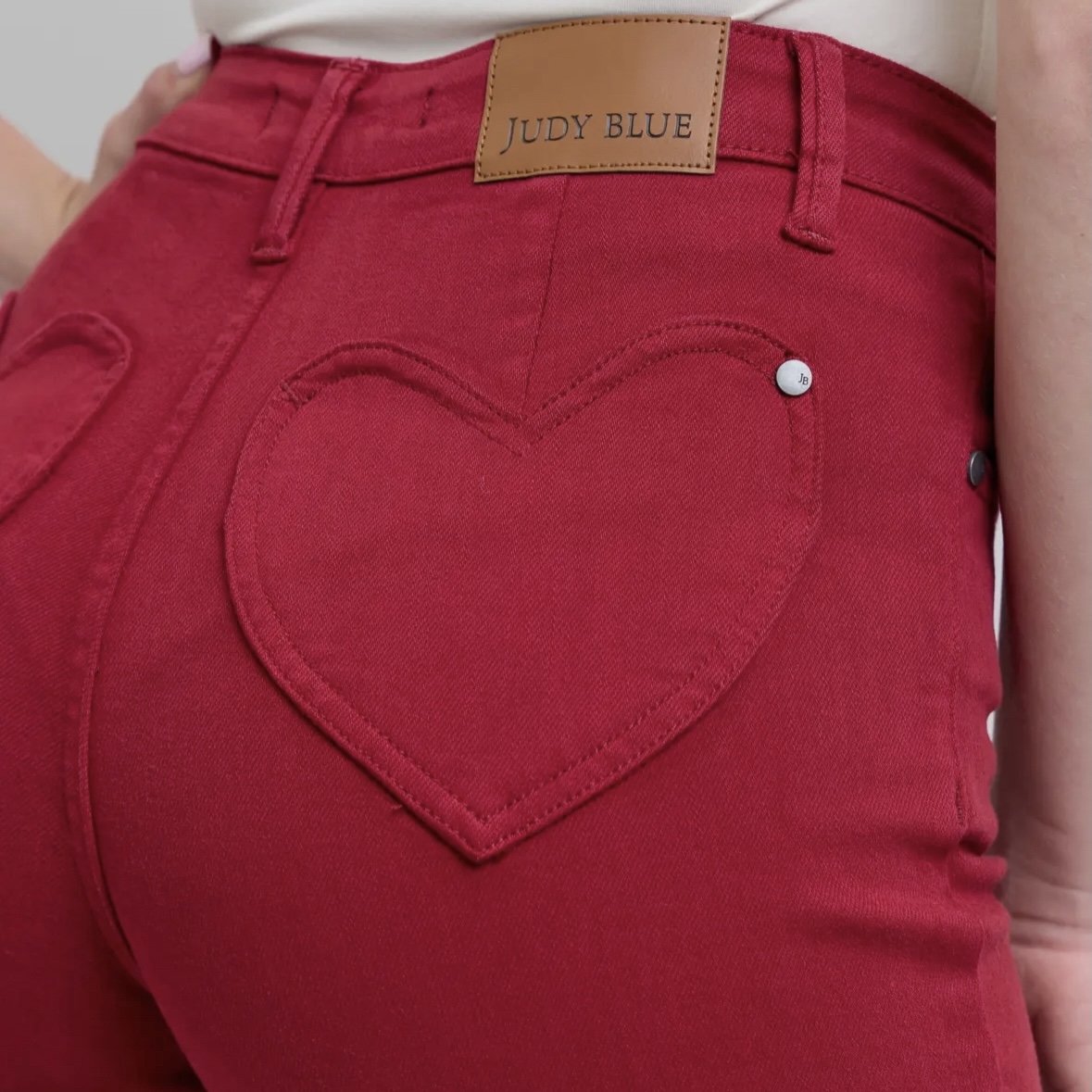 Judy Blue Love Handles 90s Heart Pocket Jeans