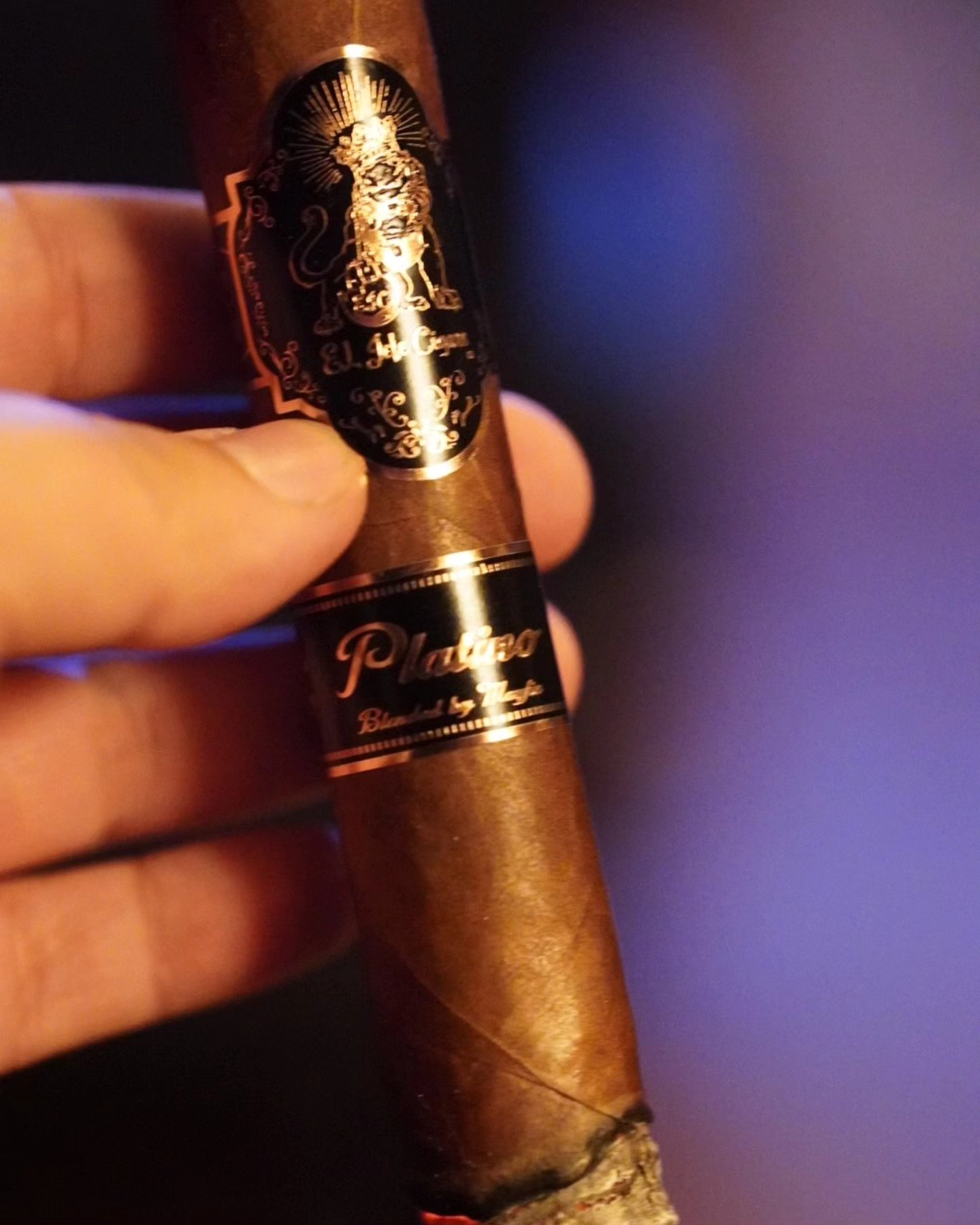 The El Jefe Cigar Pic 1.jpeg