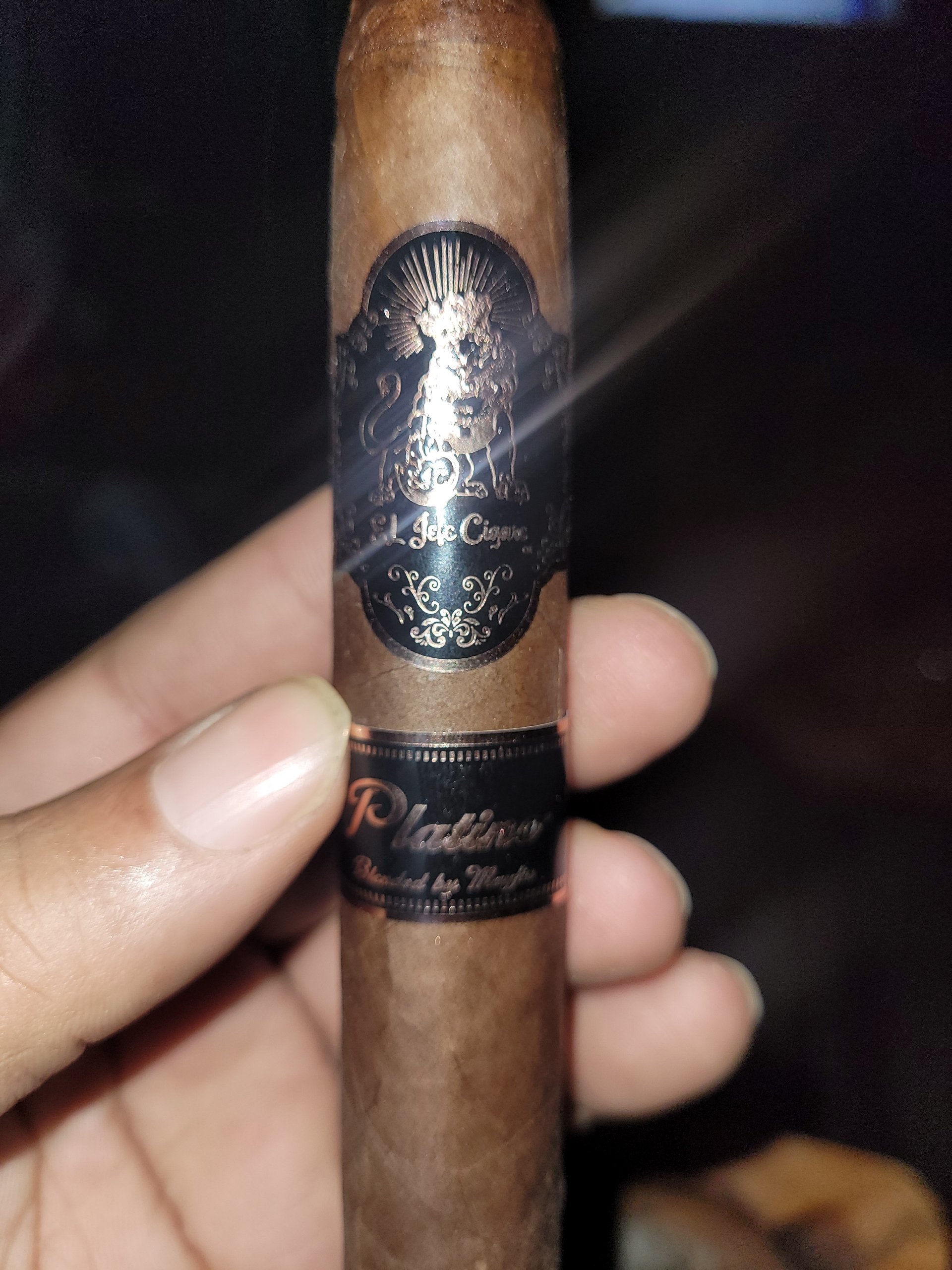 The El Jefe Cigar Pic 2.jpeg