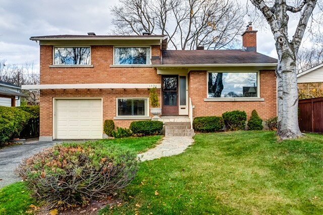 Next week I am listing such a great property with amazing energy. This mature area is one of Ottawa's best kept secrets.

If you or someone you know is looking for a 5 bedroom home in Riverview Park this one needs to be shared. 

This all brick split