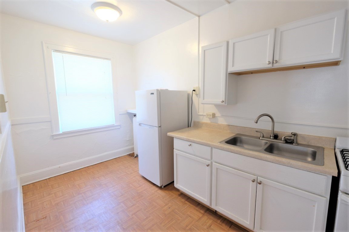 Colfax Apartments Central Lakes of Uptown