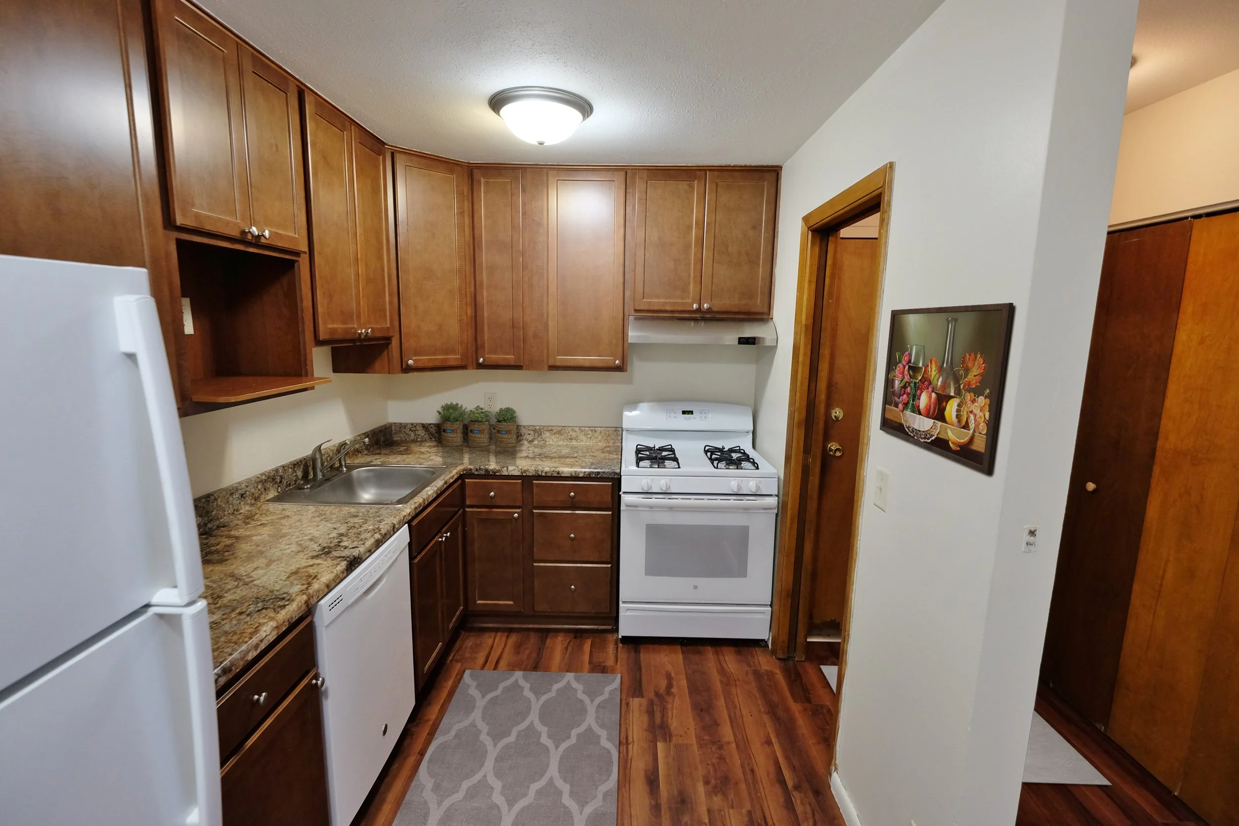 Colfax Terrace Central Lakes of Uptown