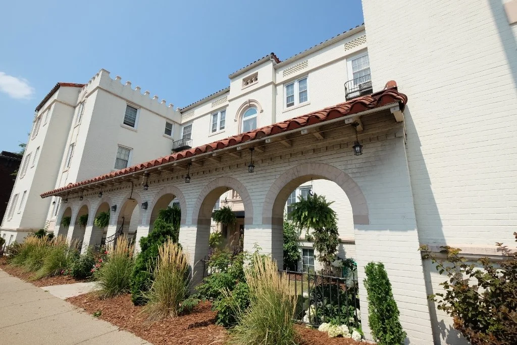 The Granada Central Lakes of Uptown