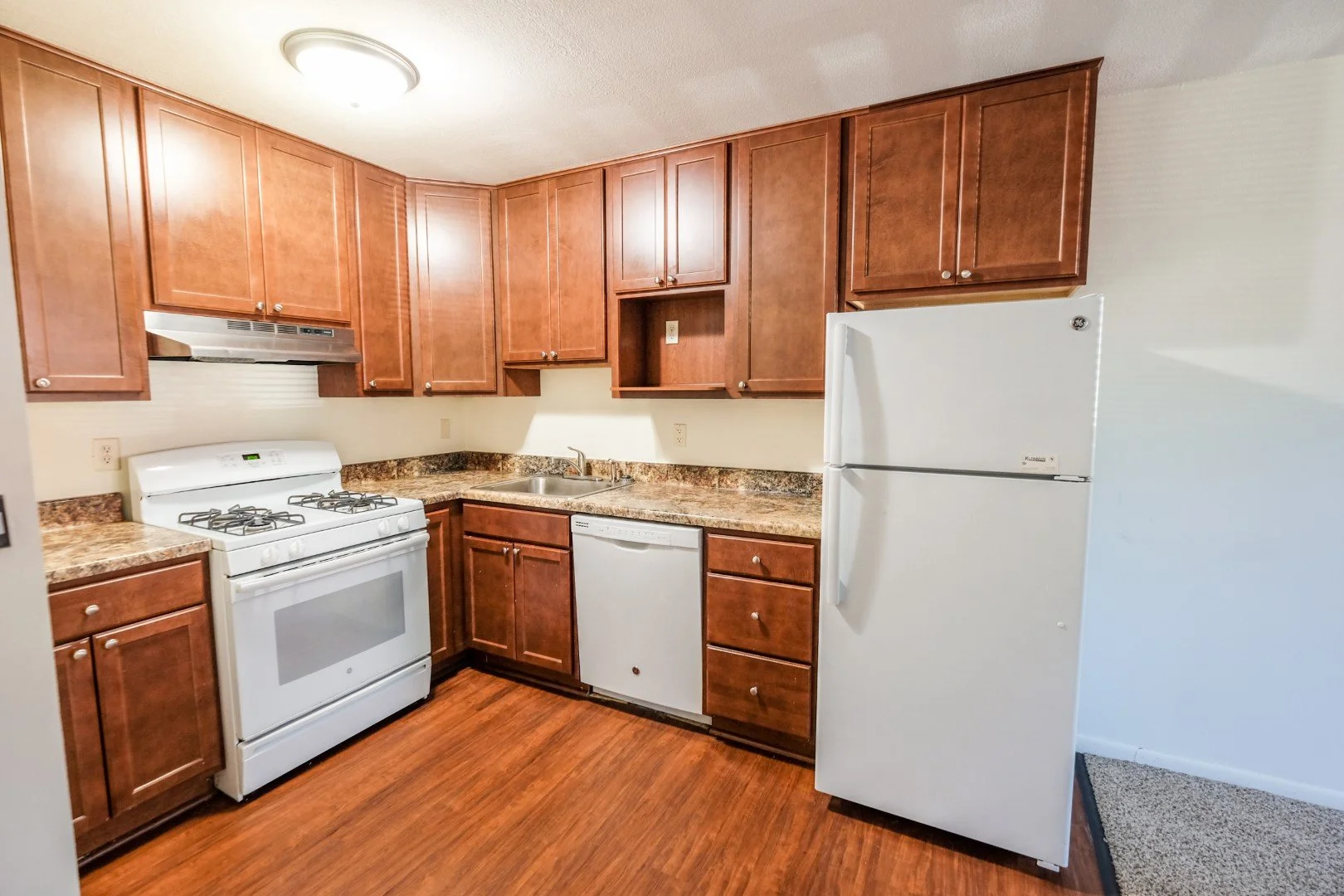 Colfax Terrace Central Lakes of Uptown