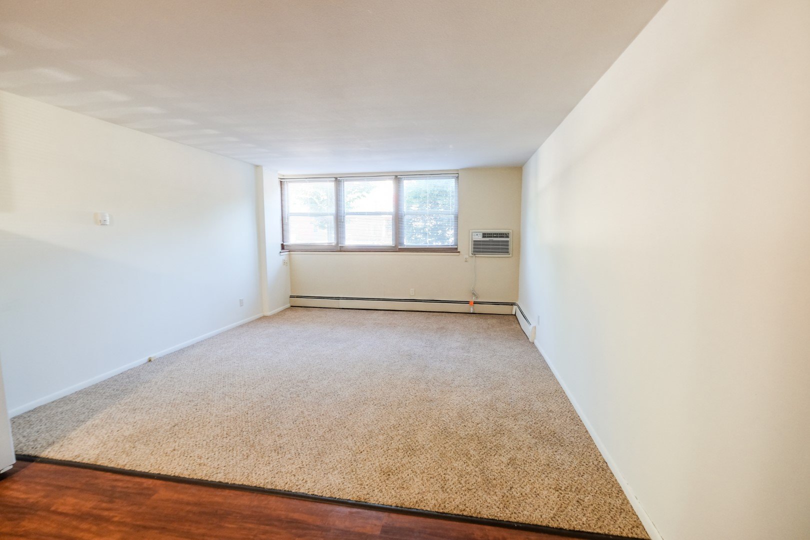 Colfax Terrace Central Lakes of Uptown